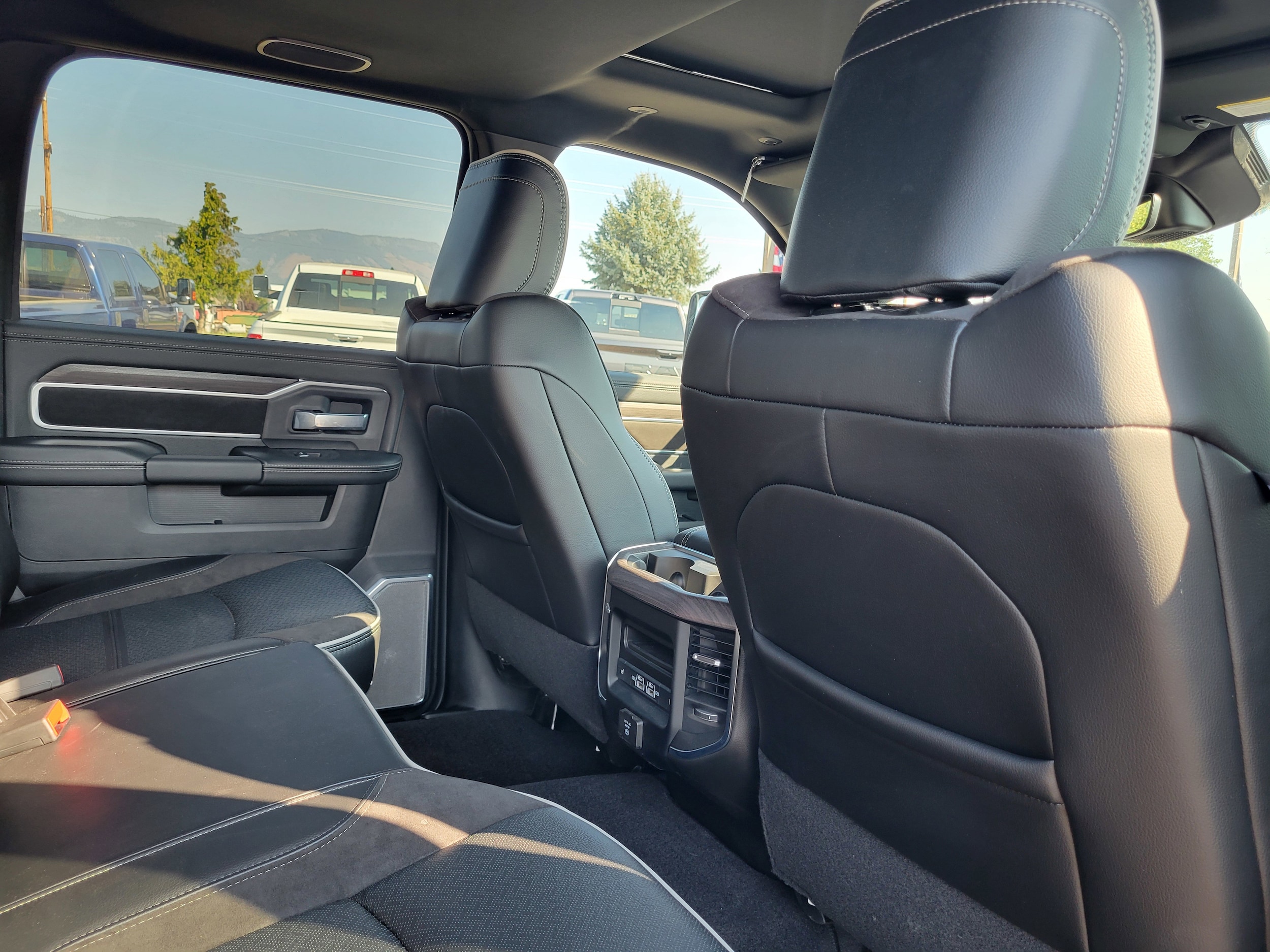 2025 RAM 2500 Laramie - Photo 19
