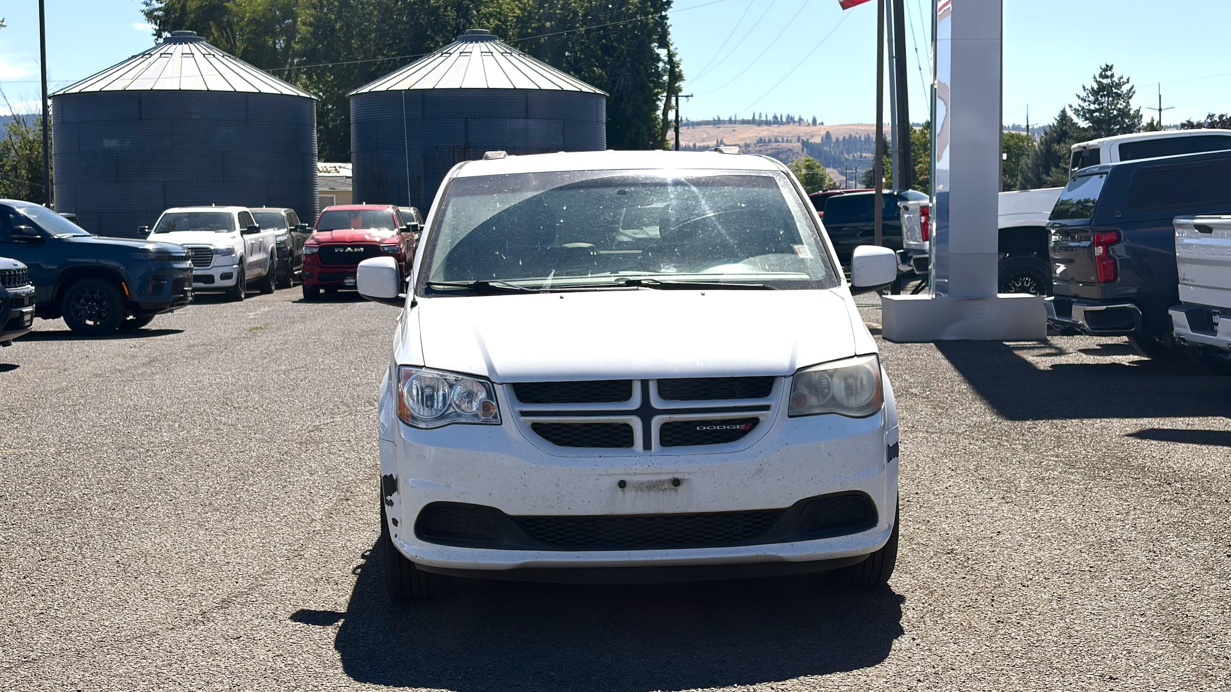Used 2015 Dodge Grand Caravan SXT with VIN 2C4RDGCG7FR733772 for sale in Island City, OR
