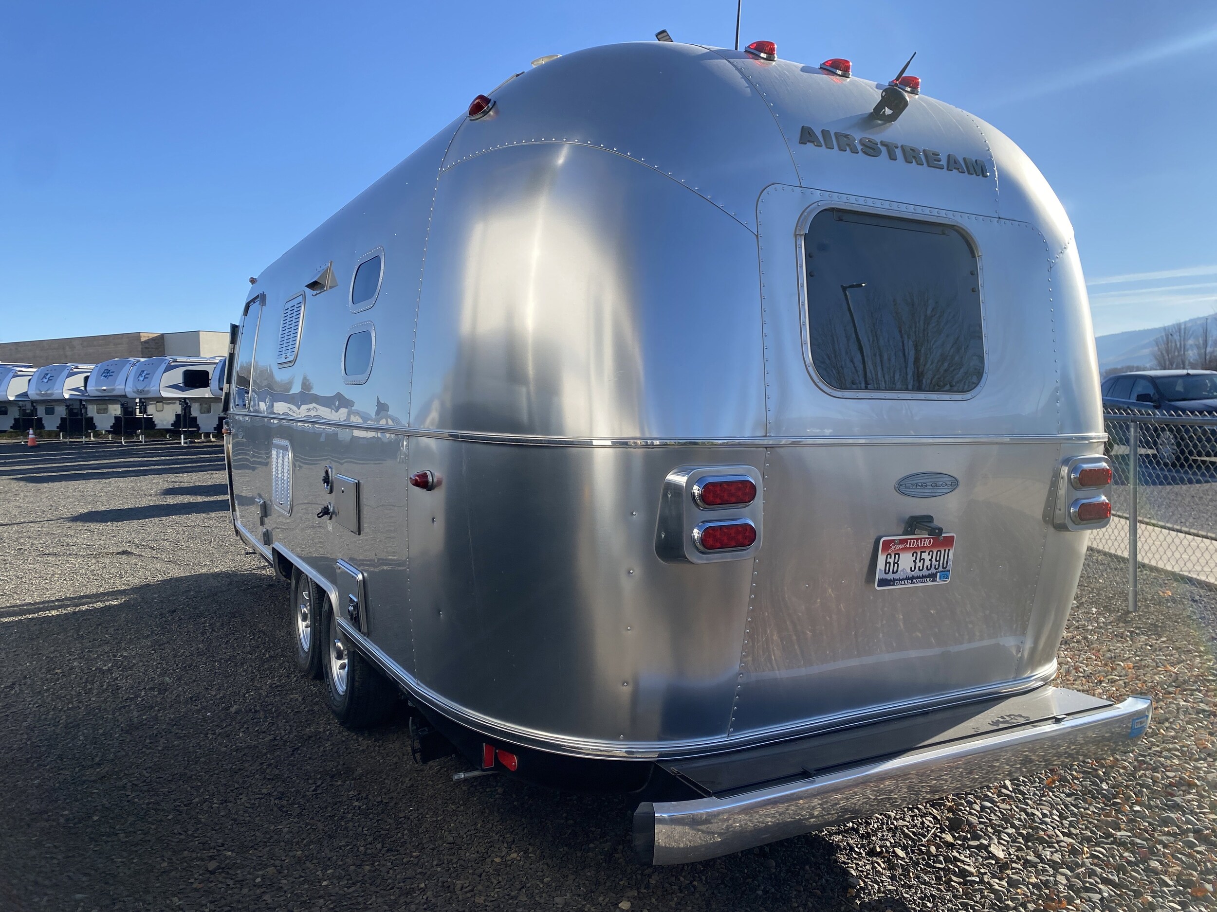 2019 Airstream Flying Cloud photo 4