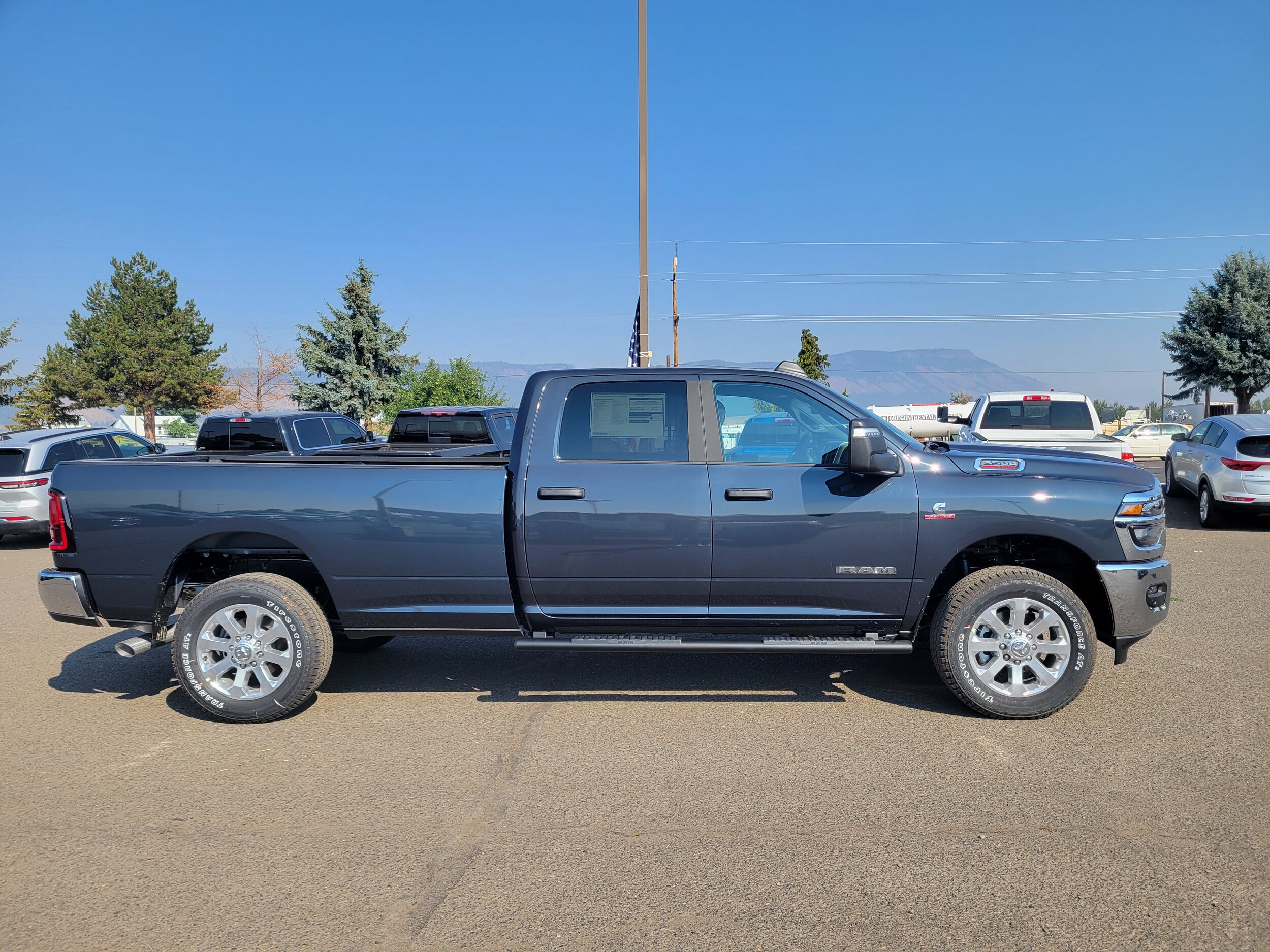 2015 Ford F-250 XLT photo 2
