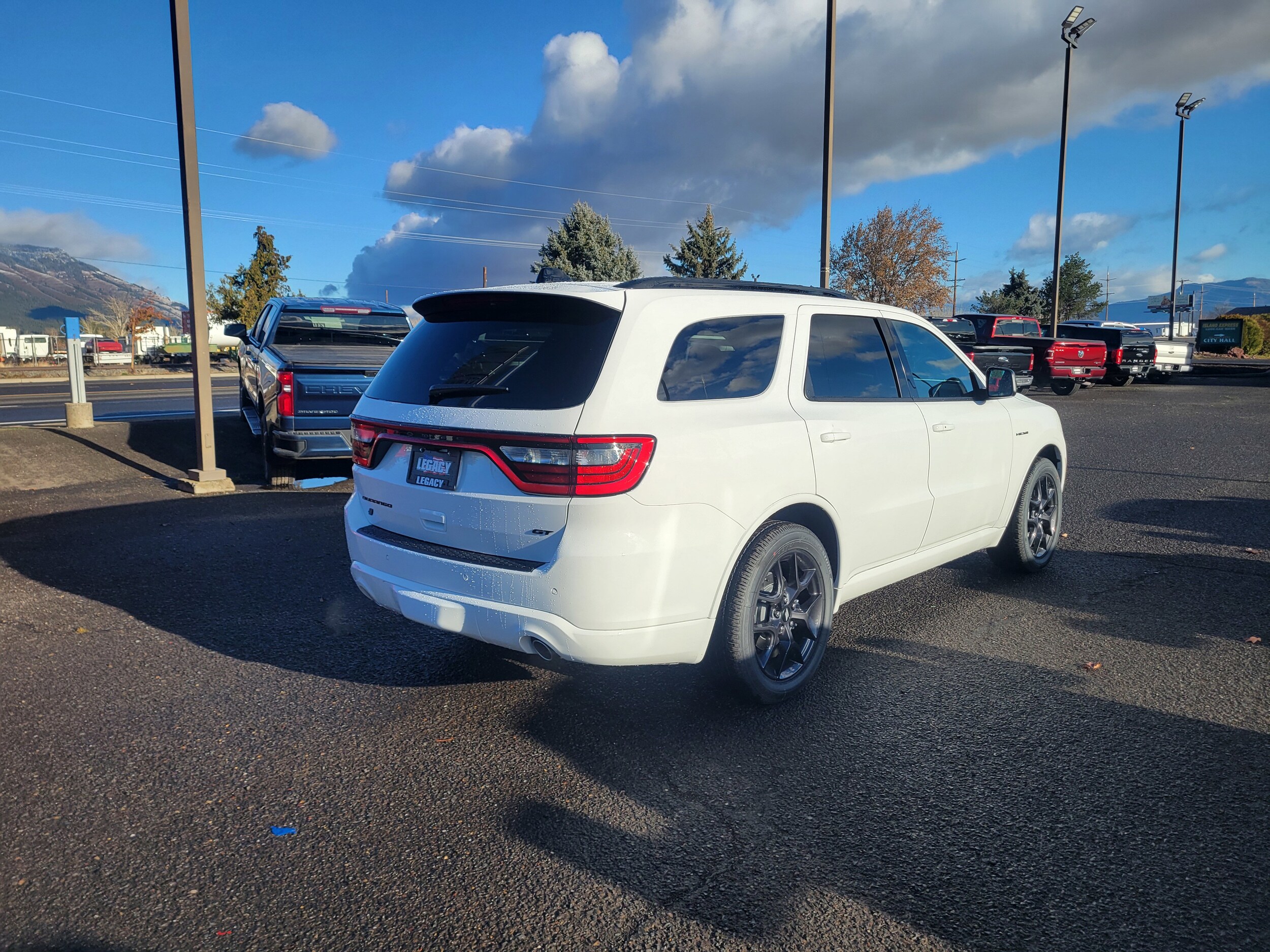 2026 Dodge Durango GT photo 2