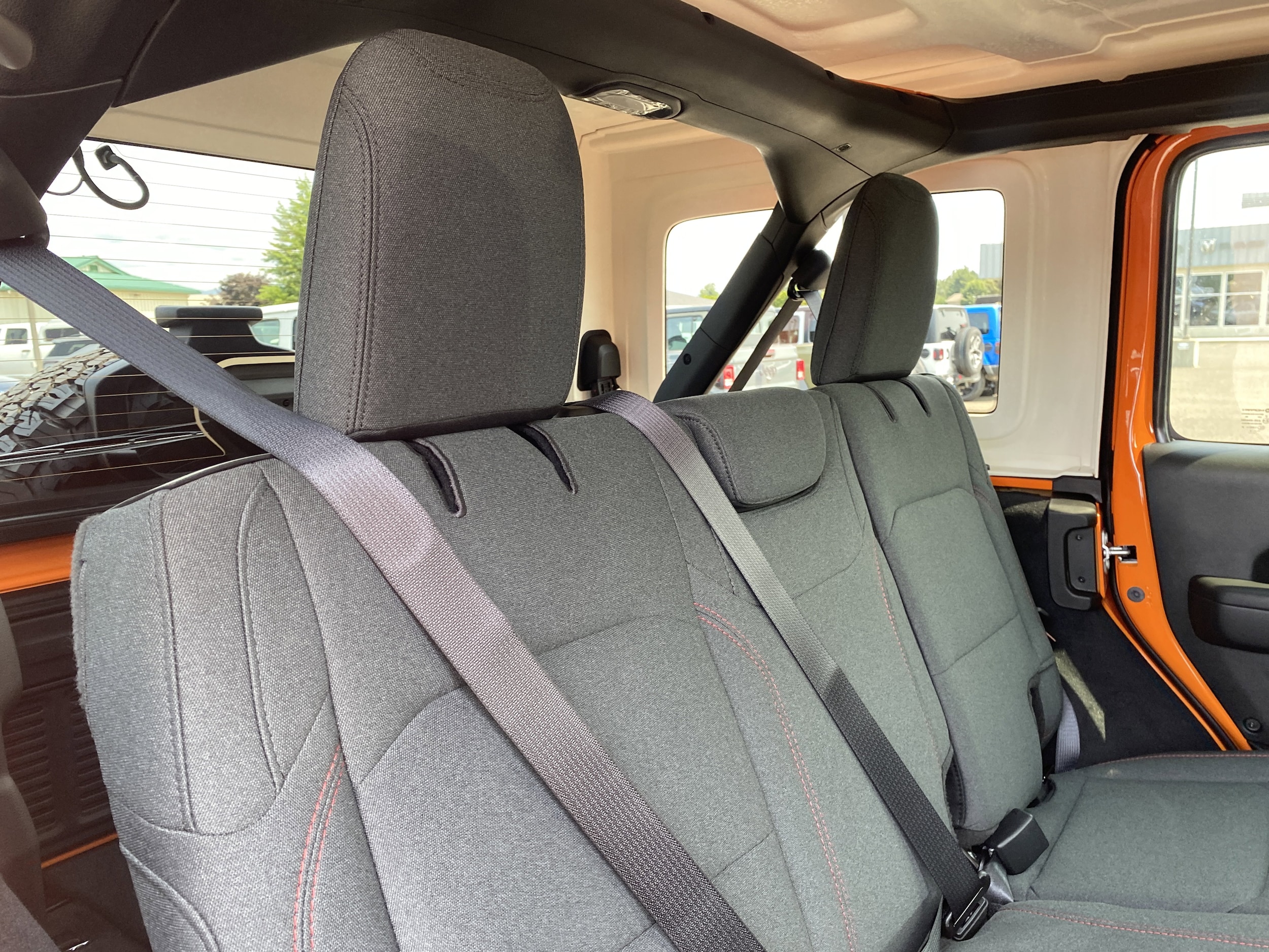 2025 Jeep Wrangler 4-Door Rubicon - Photo 15