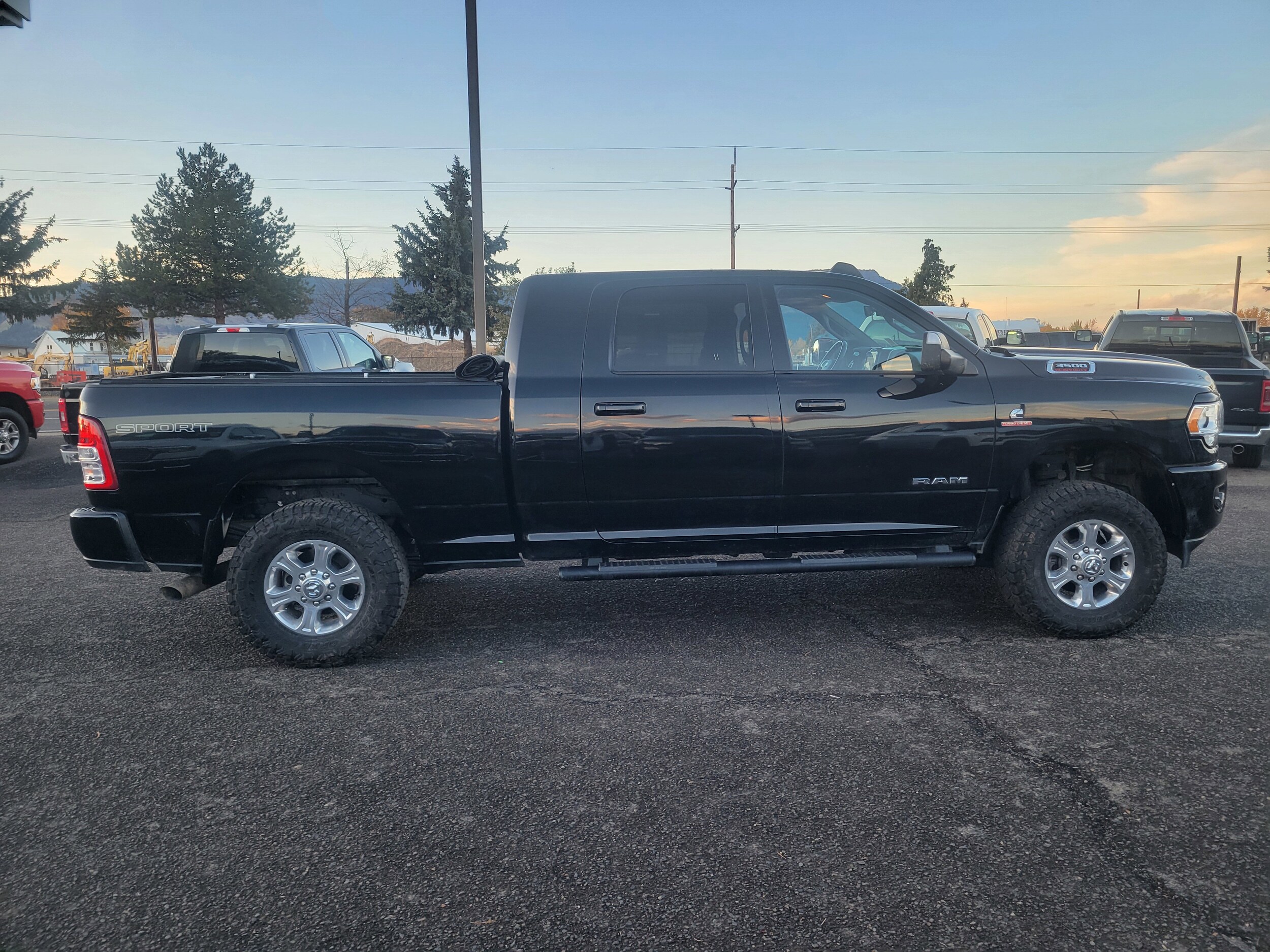 2022 Ram 3500 Big Horn photo 2