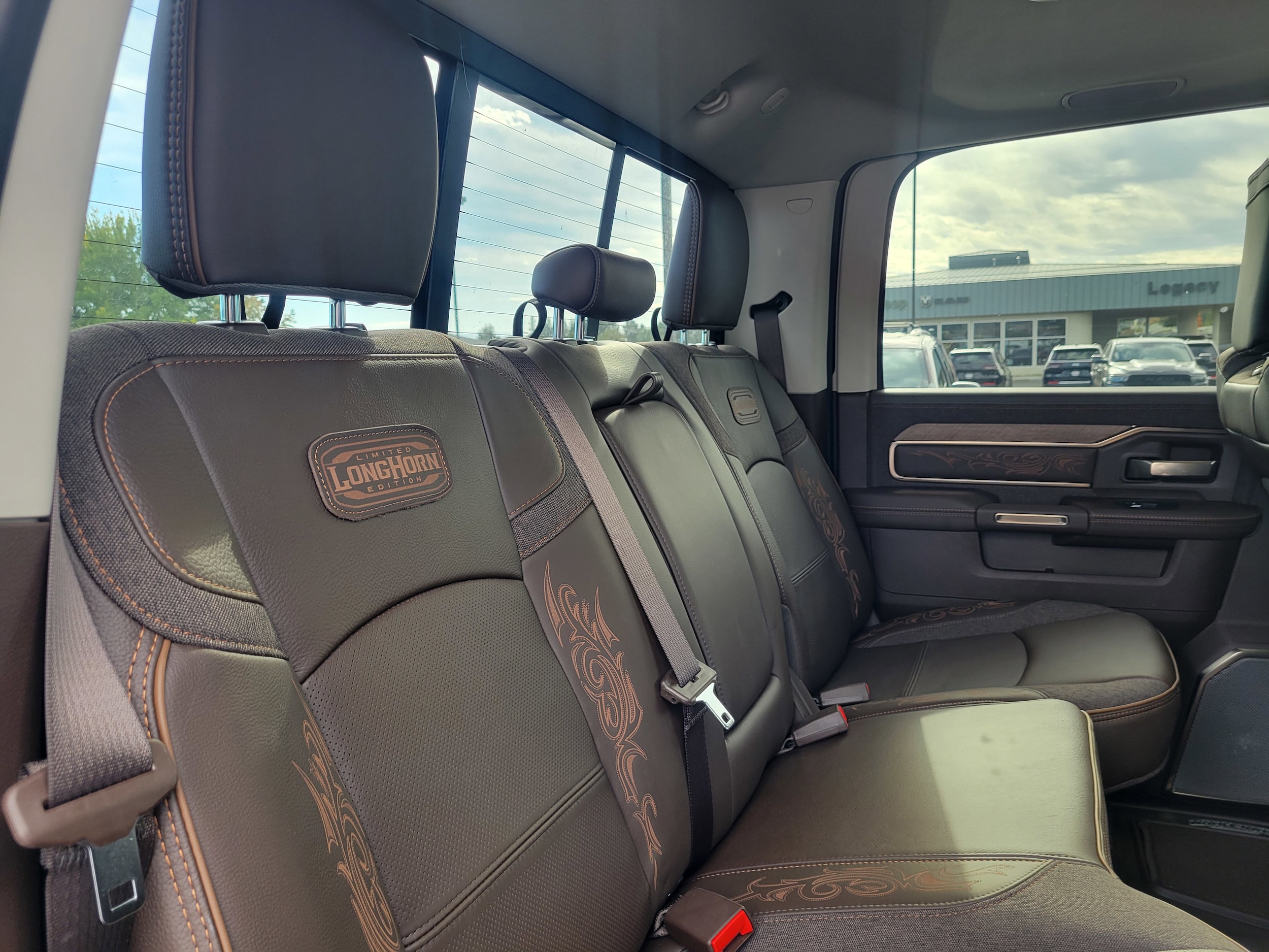 2026 RAM 2500 Limited - Photo 17