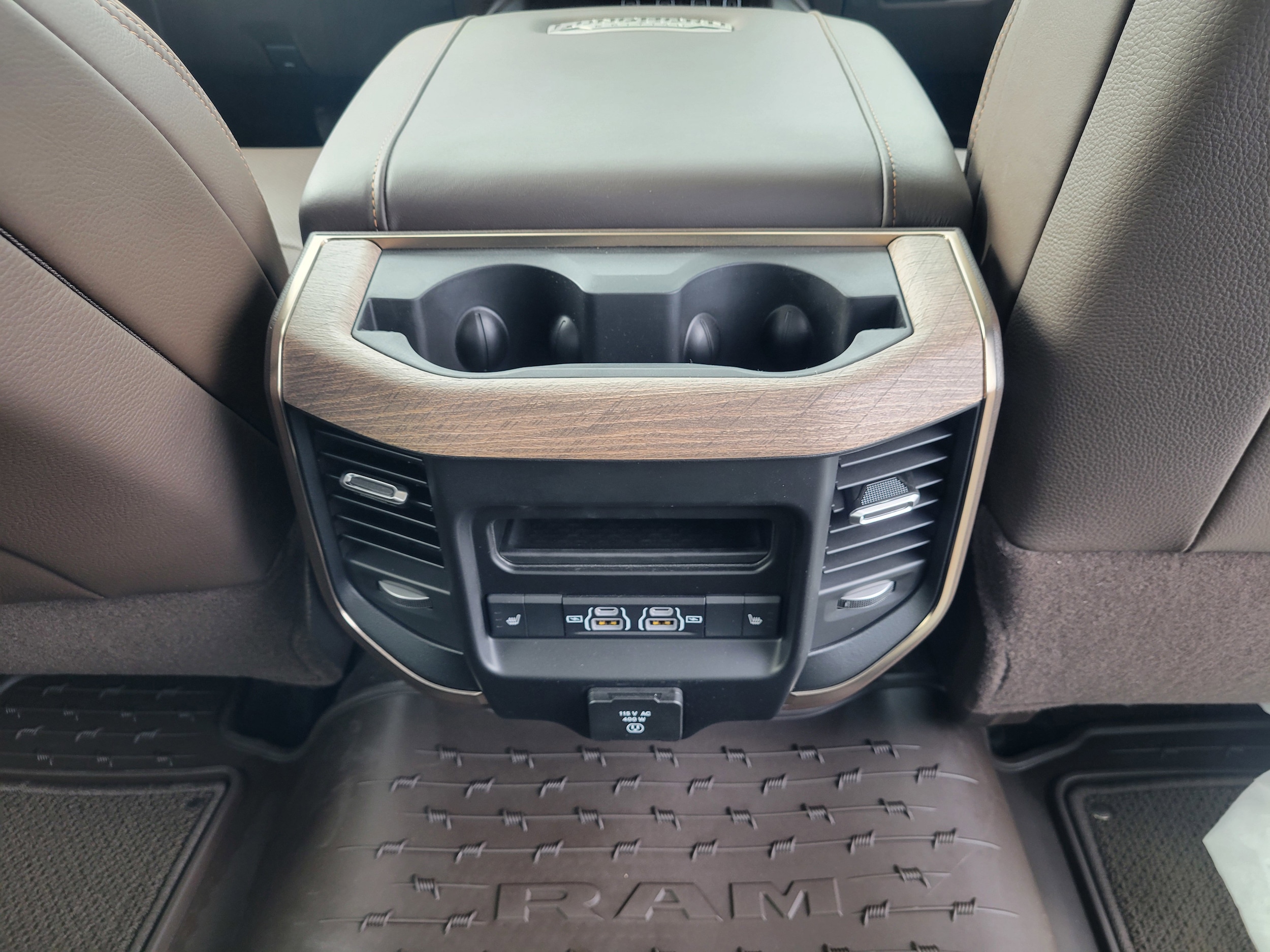 2026 RAM 2500 Limited - Photo 19