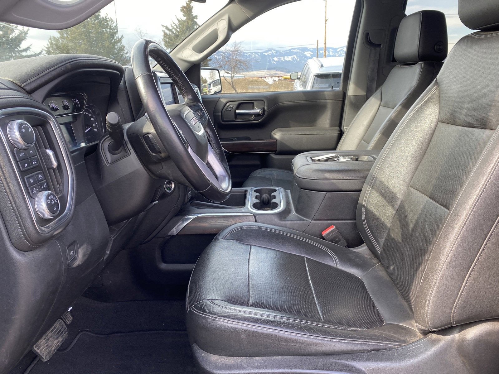 2019 GMC Sierra 1500 SLT - Photo 19
