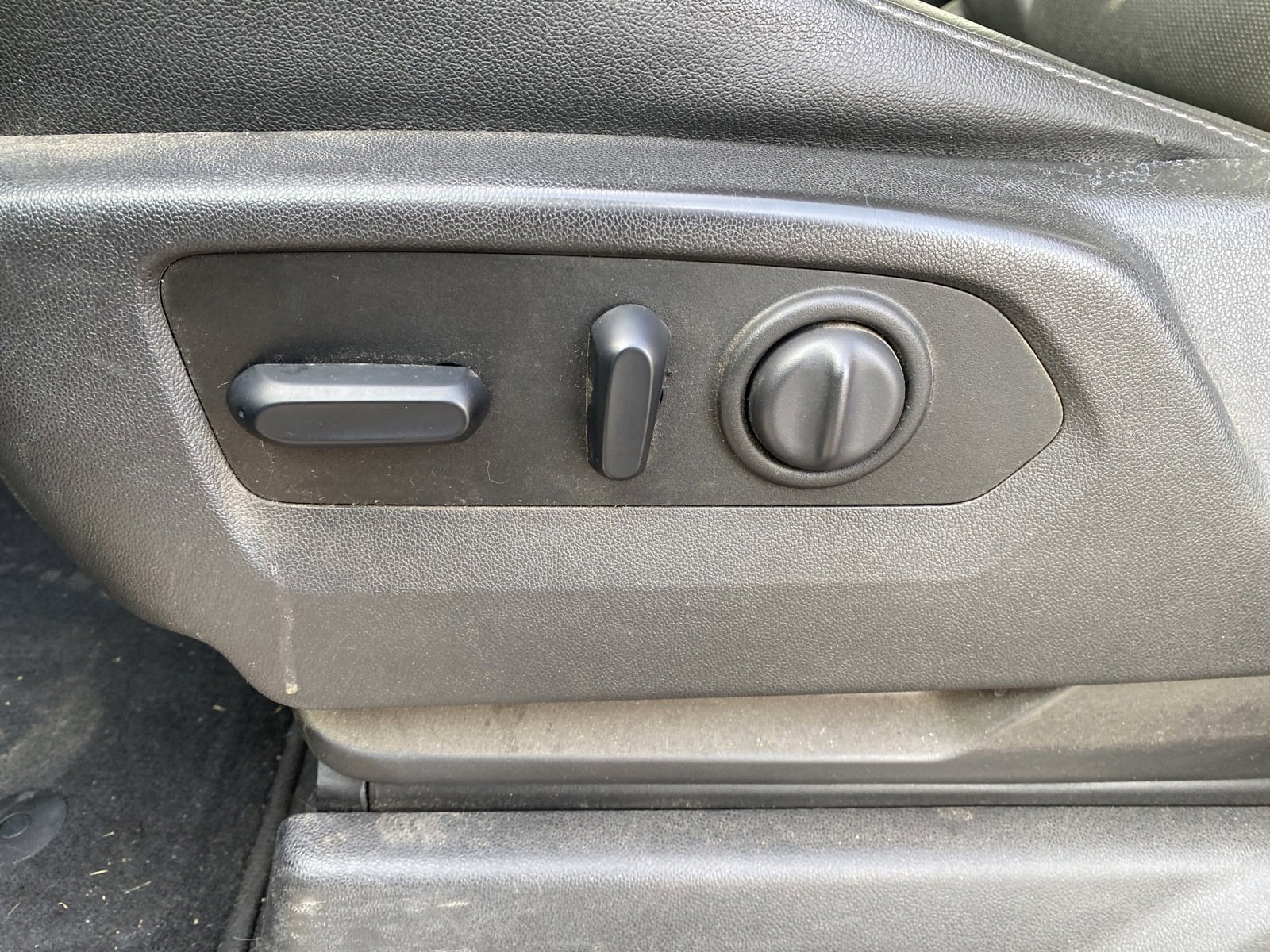 2019 GMC Sierra 1500 SLT - Photo 20