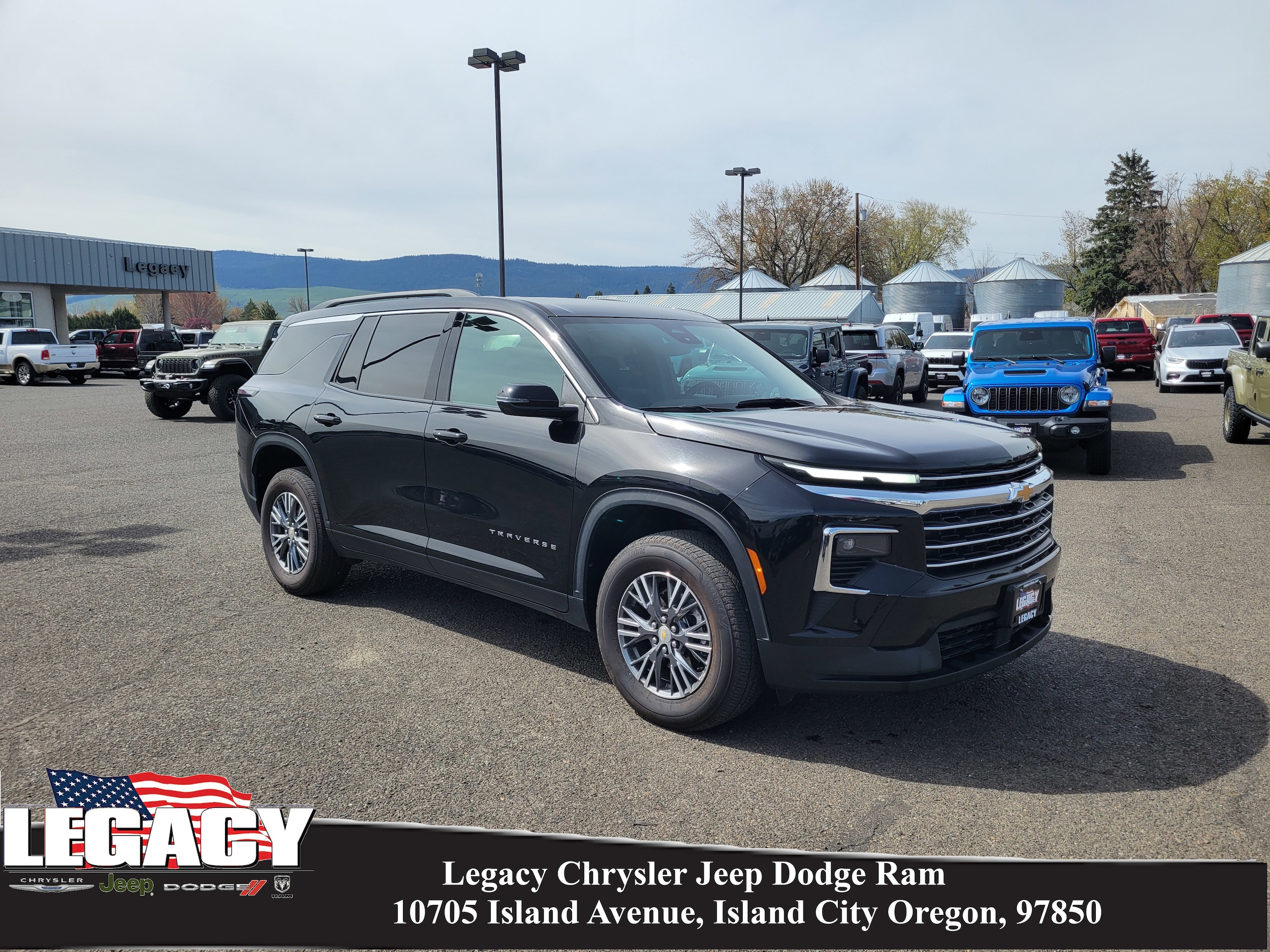 2025 Chevrolet Traverse AWD LT's photo
