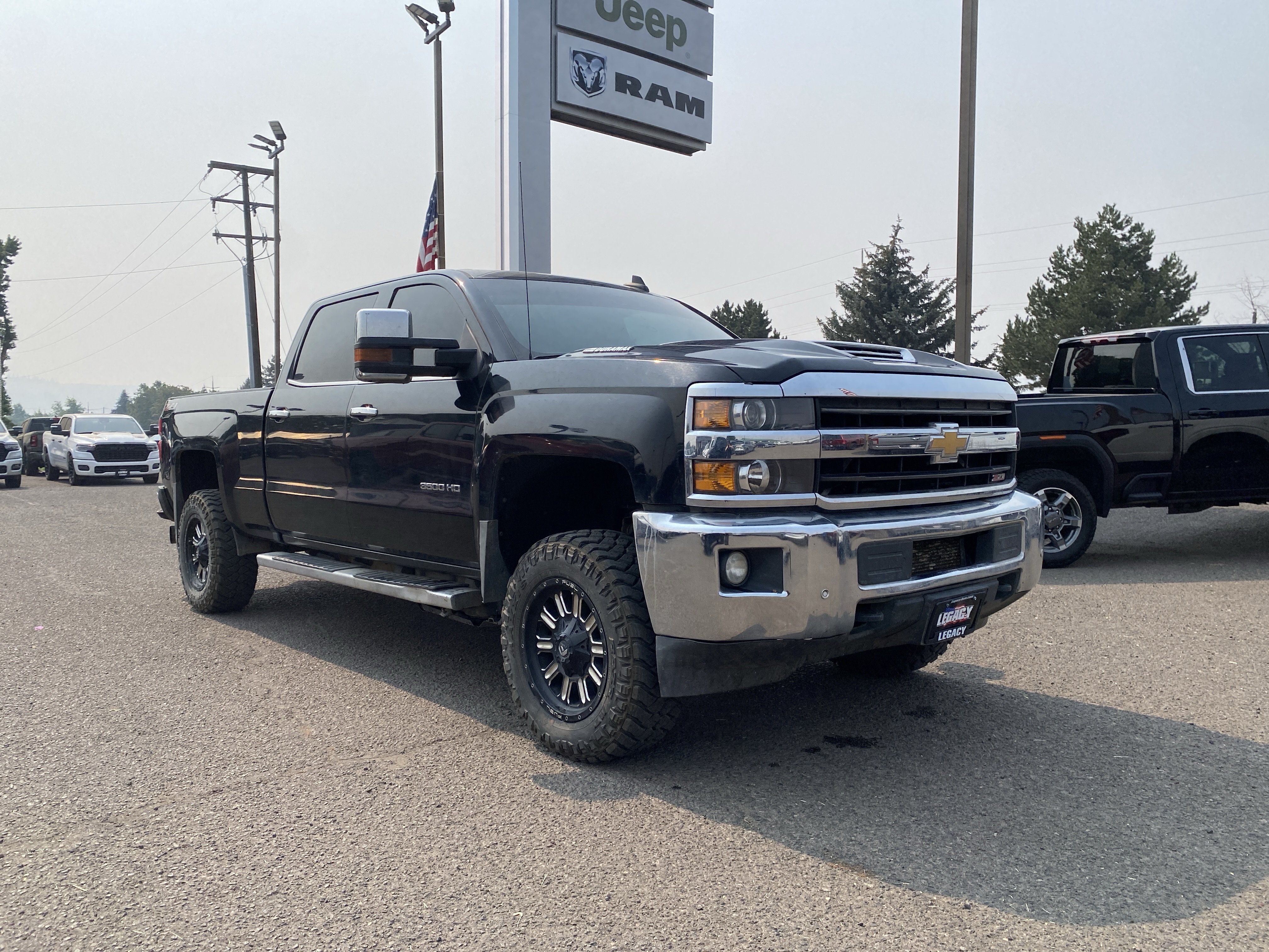 2018 Chevrolet Silverado 3500HD LTZ Truck Crew Cab