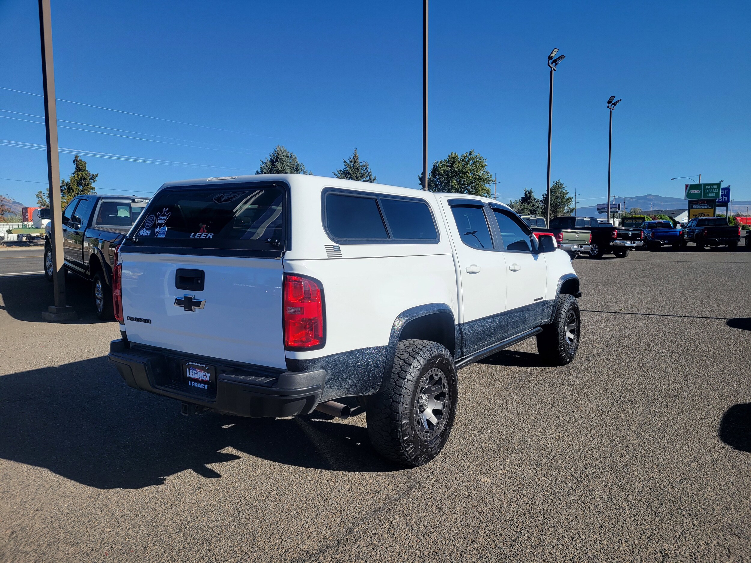 2020 Chevrolet Colorado ZR2 photo 2