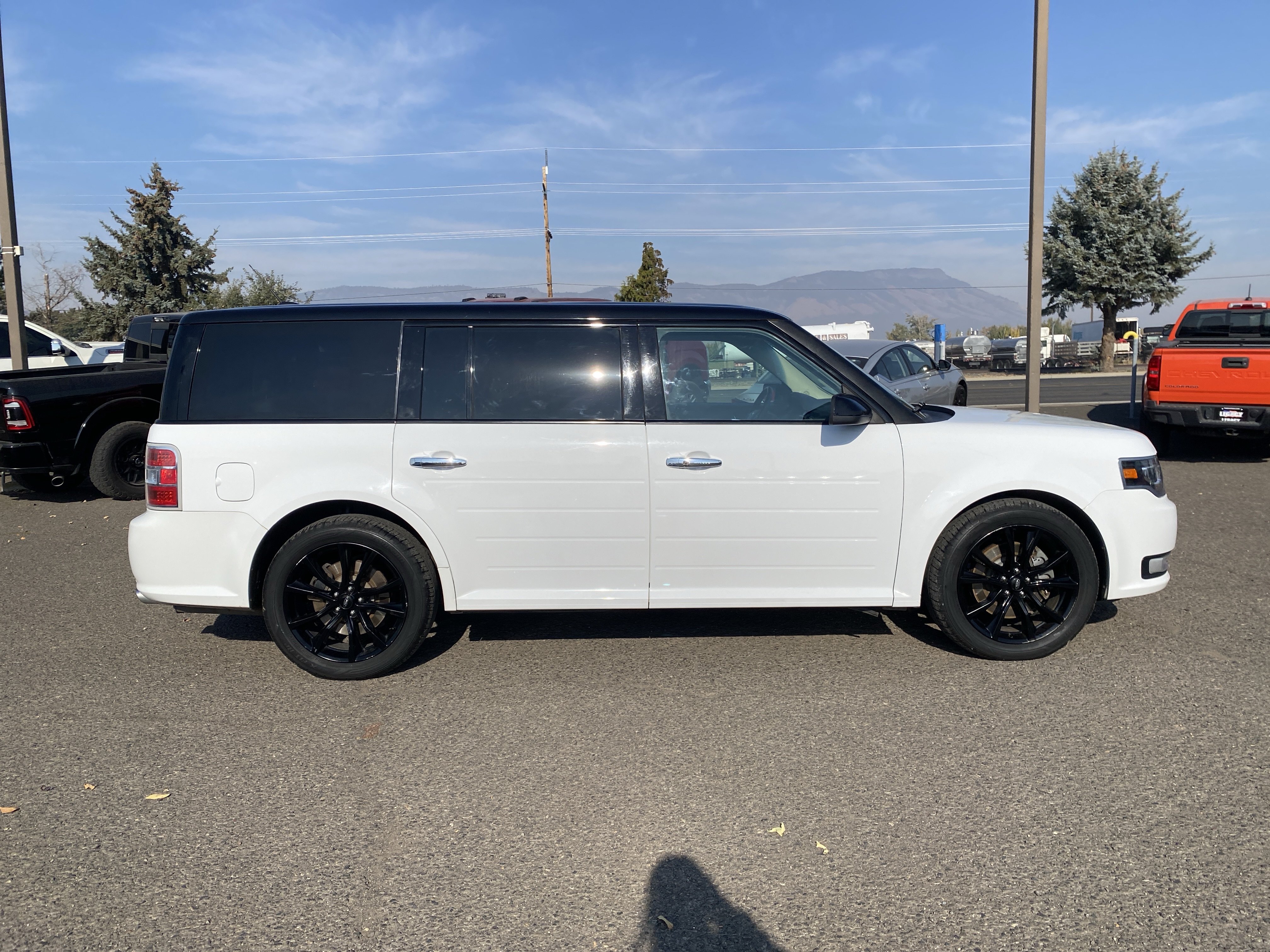 Used 2019 Ford Flex Limited with VIN 2FMHK6D80KBA05227 for sale in Island City, OR