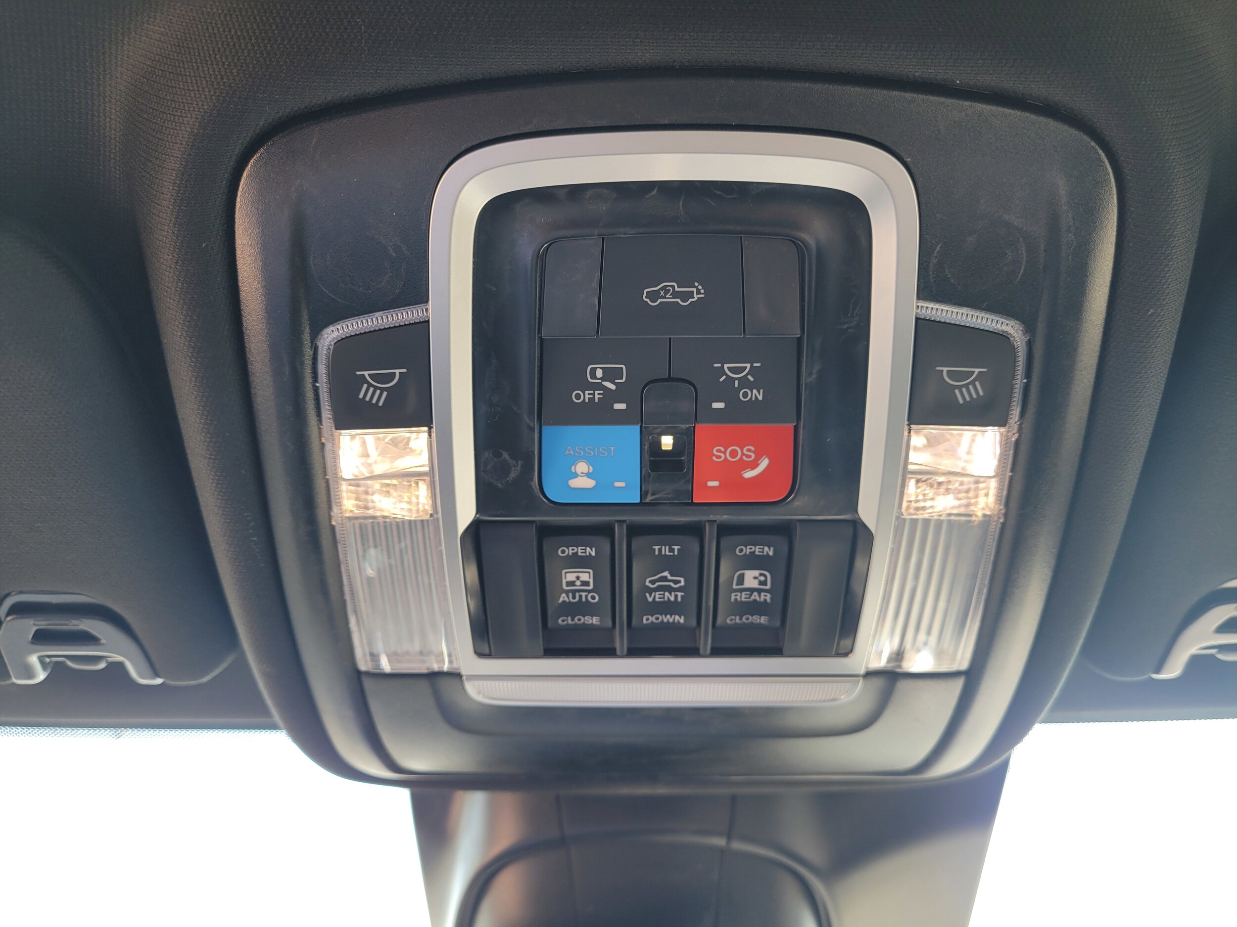 2025 RAM 2500 Laramie - Photo 29