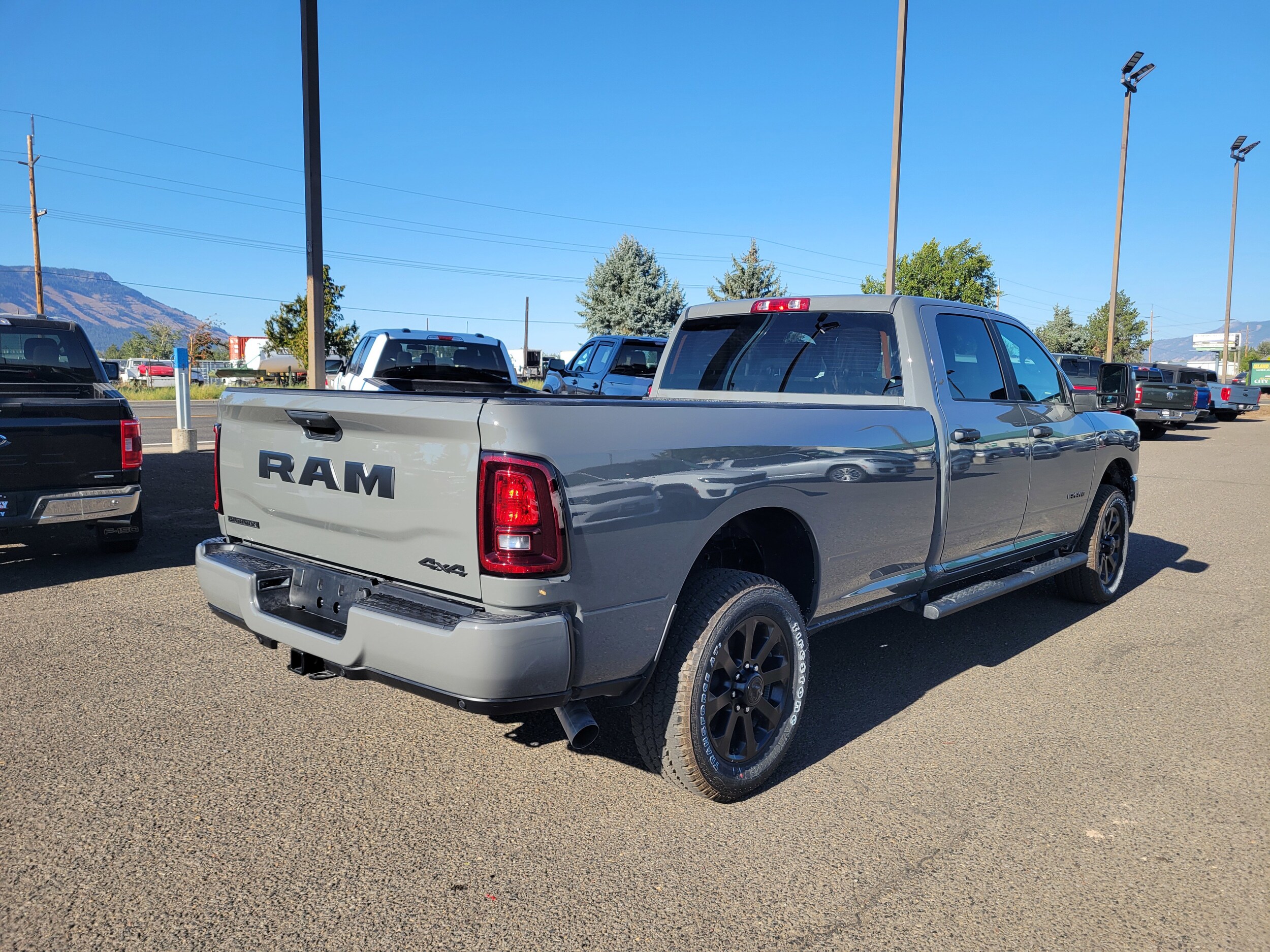 2026 Ram 3500 Big Horn photo 2