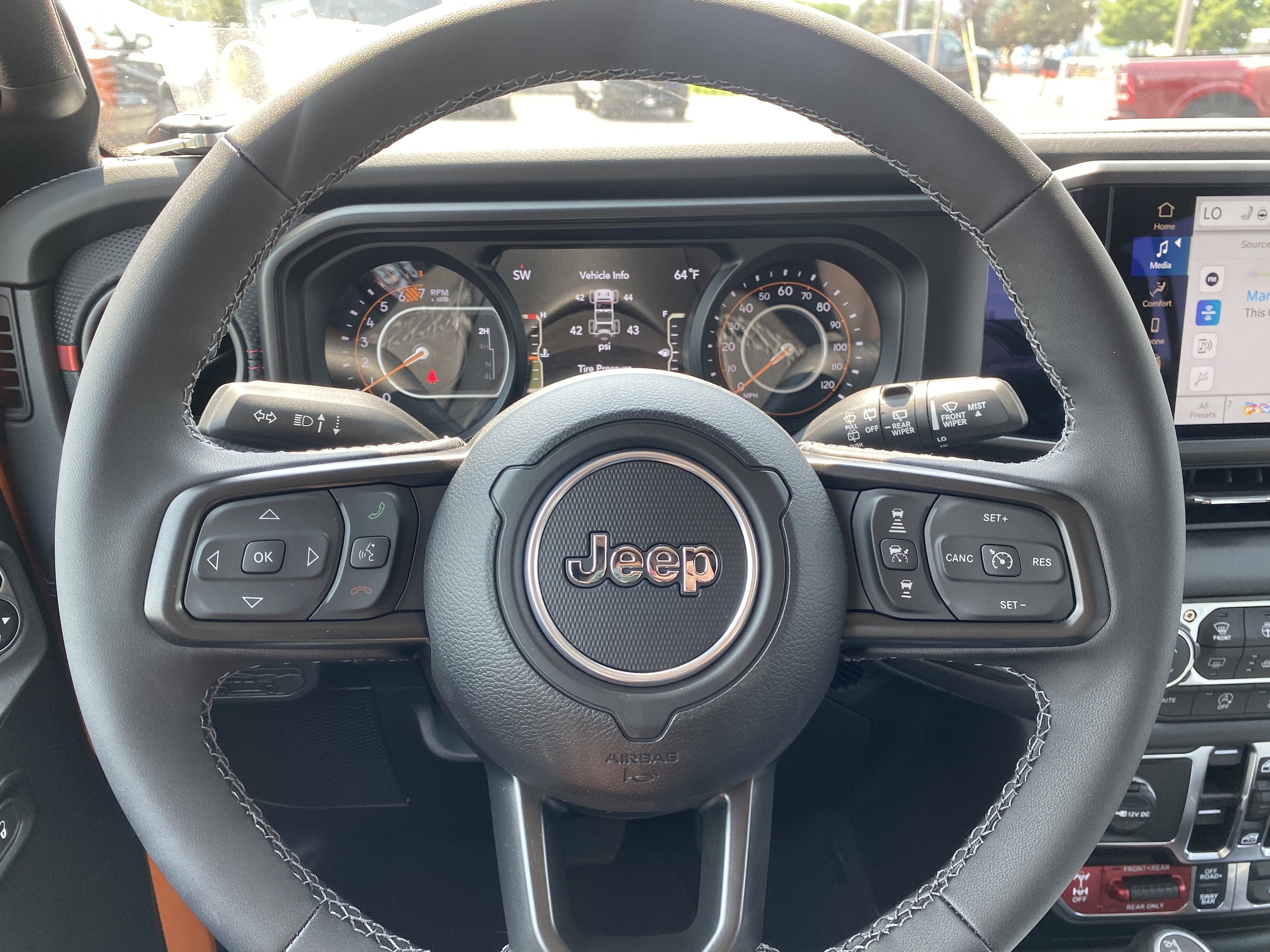2025 Jeep Wrangler 4-Door Rubicon - Photo 8