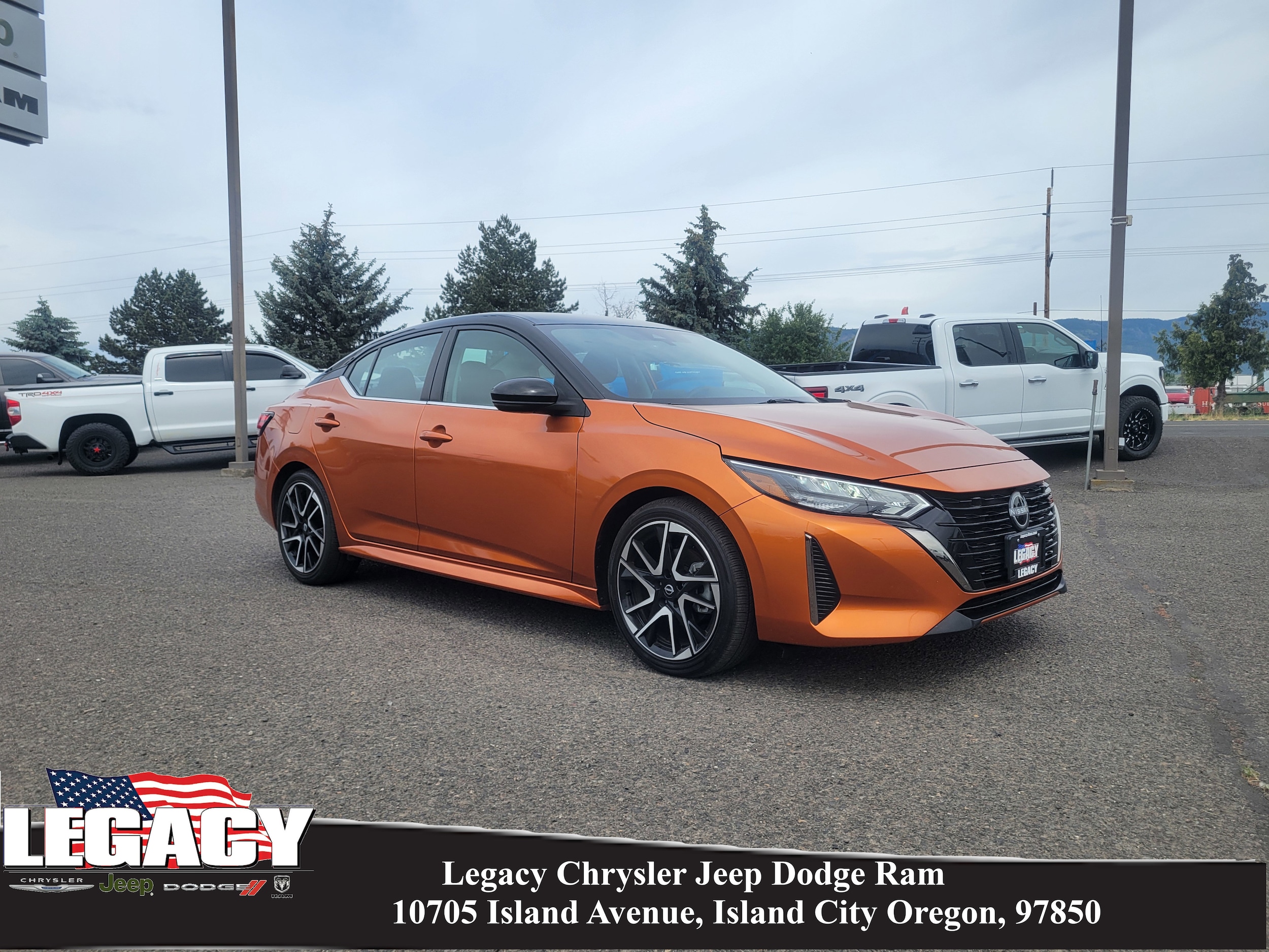 2024 Nissan Sentra SR CVT's photo