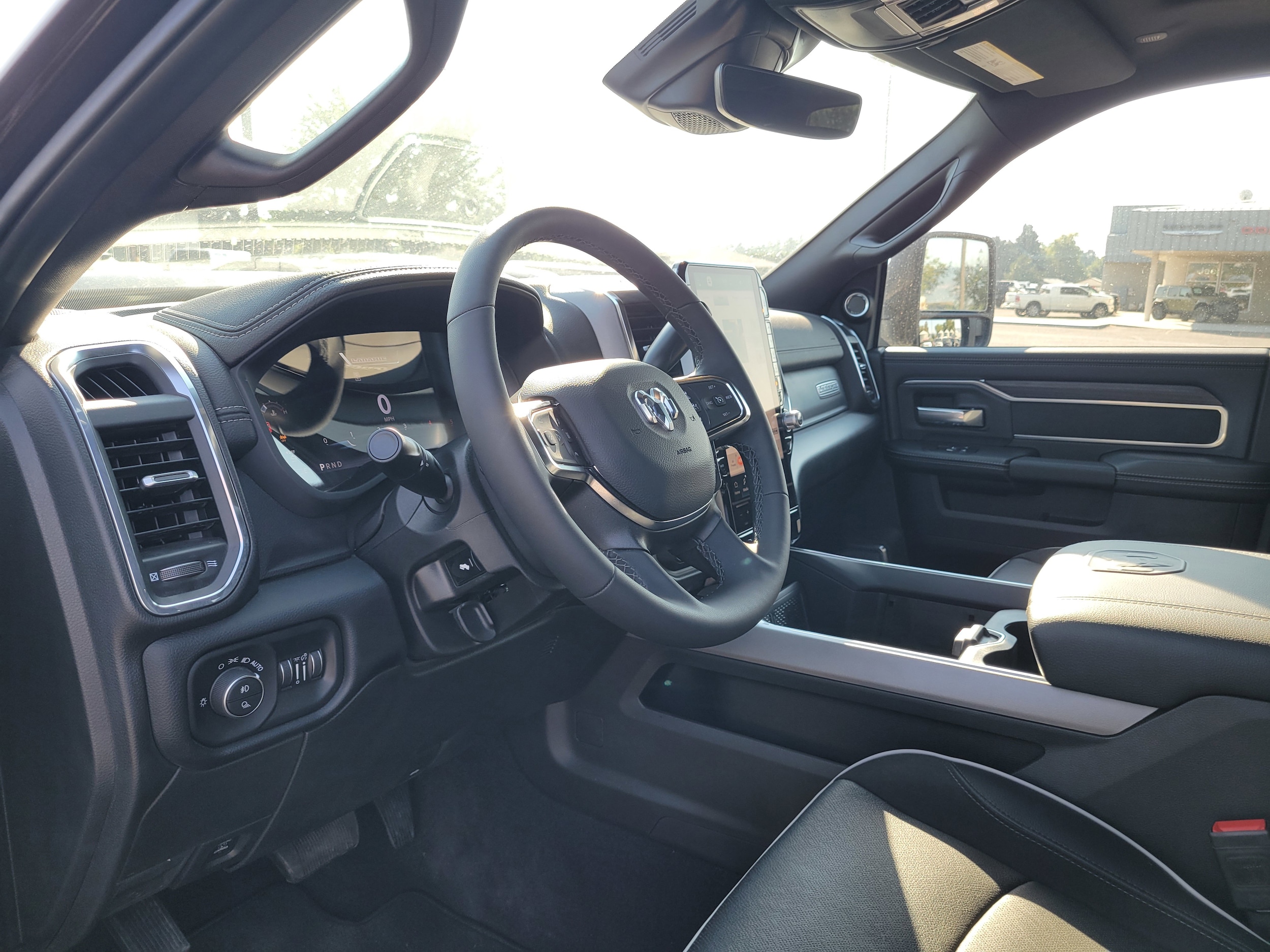 2025 RAM 2500 Laramie - Photo 6