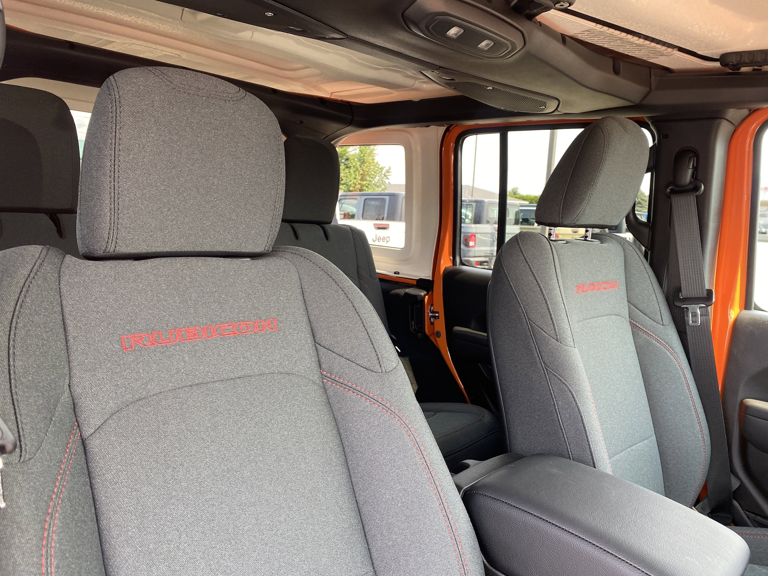 2025 Jeep Wrangler 4-Door Rubicon - Photo 18