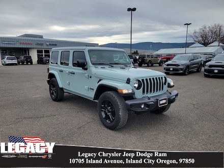 2023 Jeep Wrangler 4-DOOR SAHARA 4X4 SUV