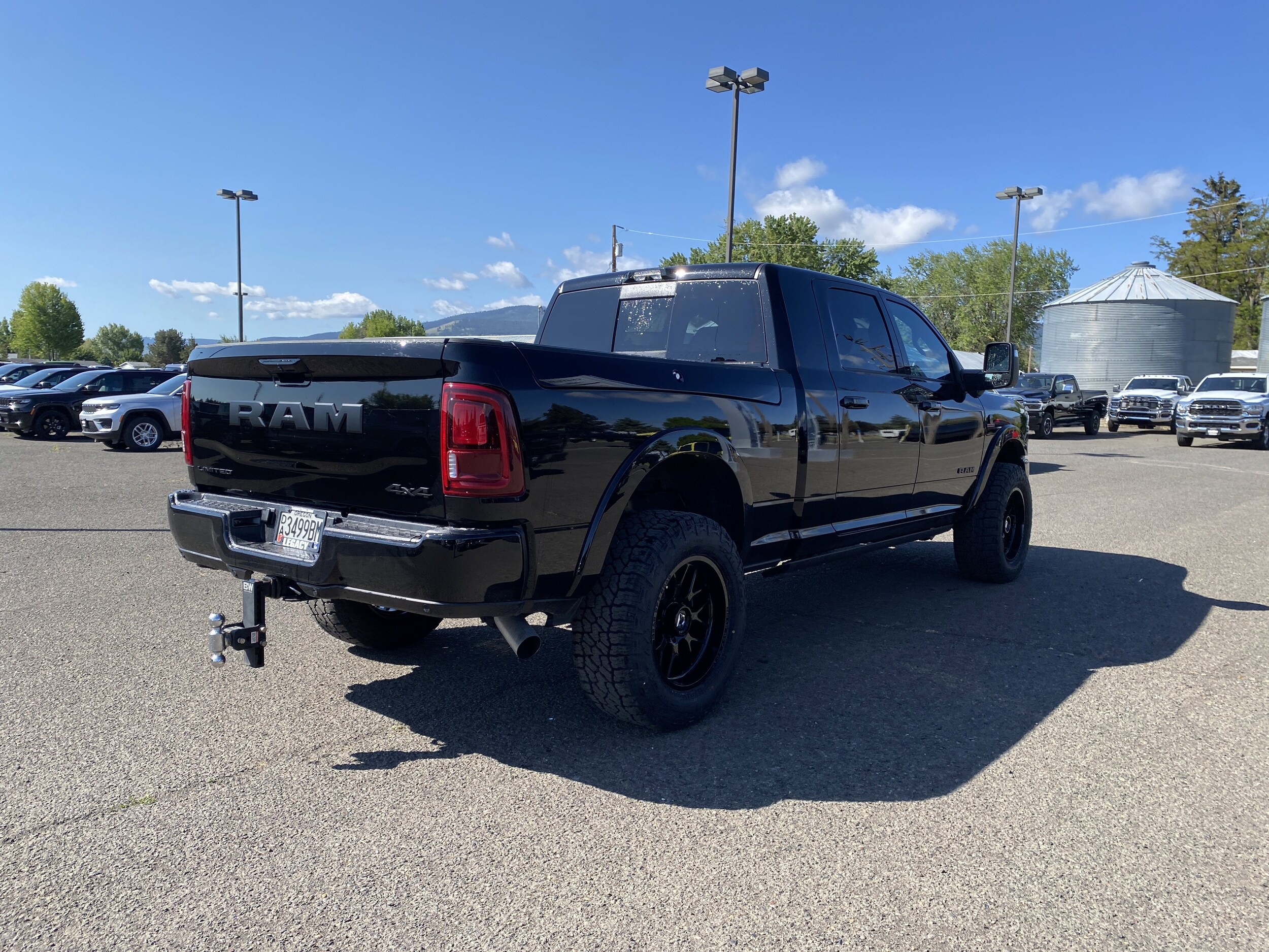 2025 Ram 2500 Limited photo 2