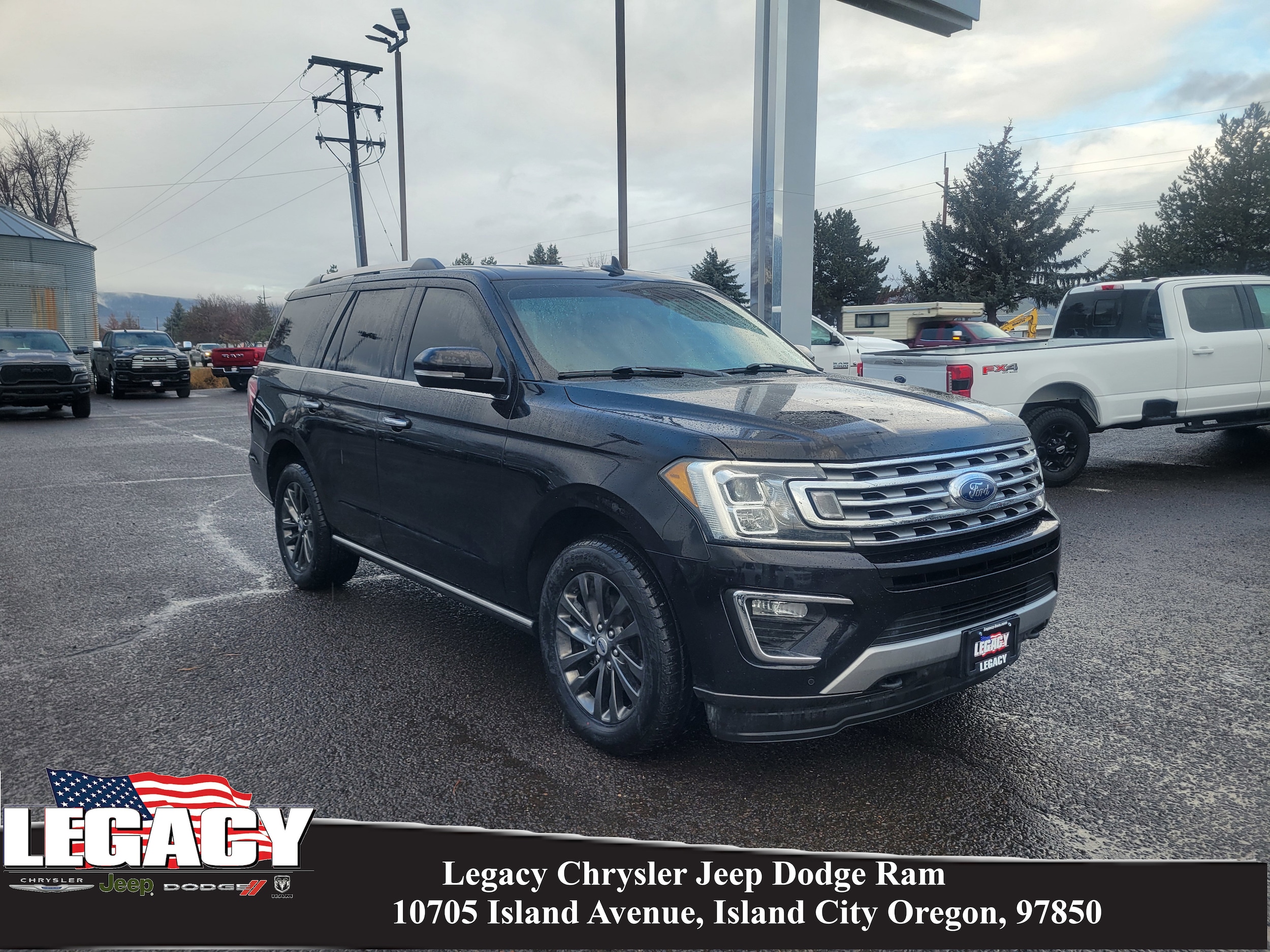 2020 Ford Expedition Limited's photo