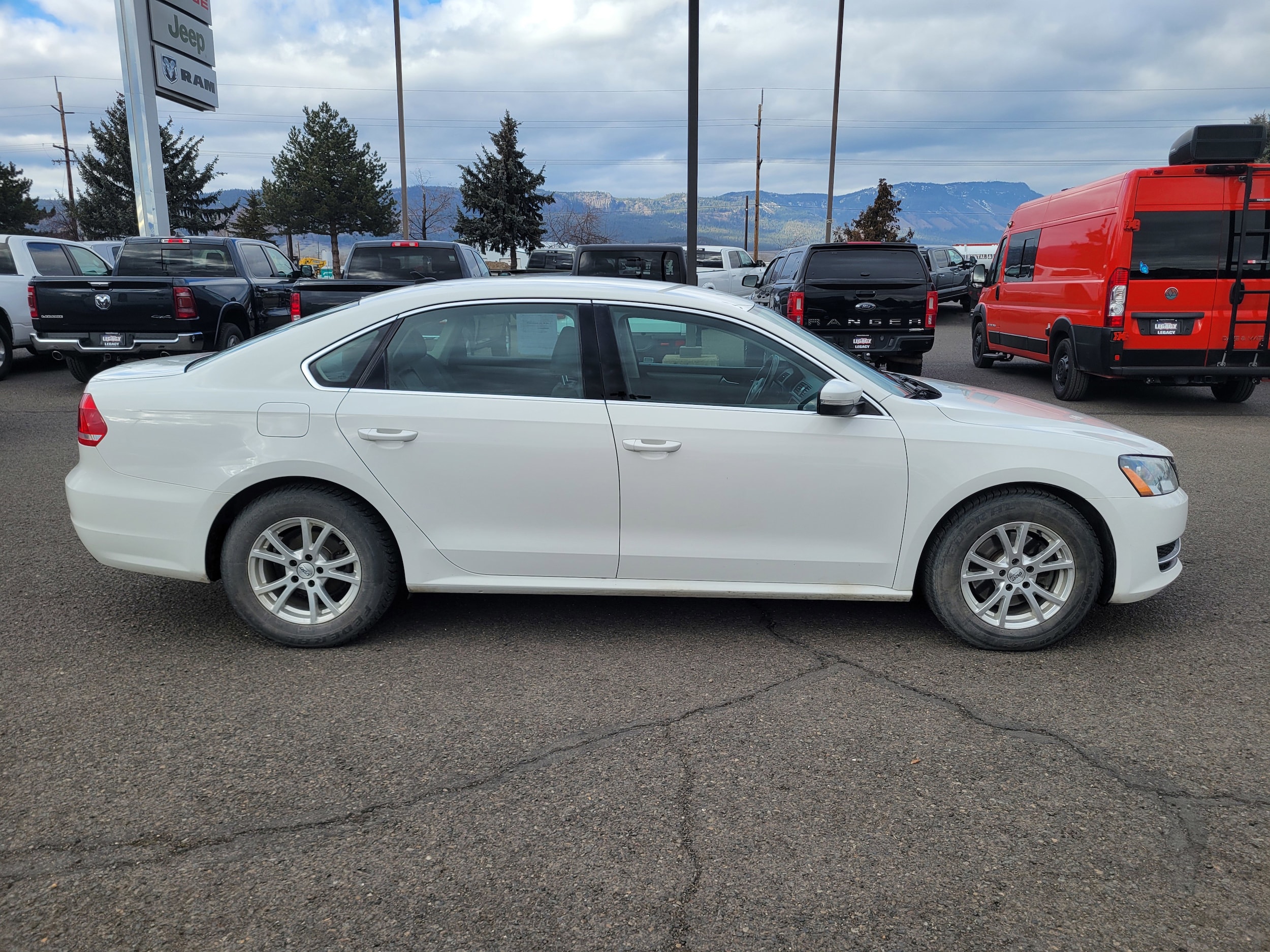 Used 2015 Volkswagen Passat SE with VIN 1VWBV7A31FC057999 for sale in Island City, OR