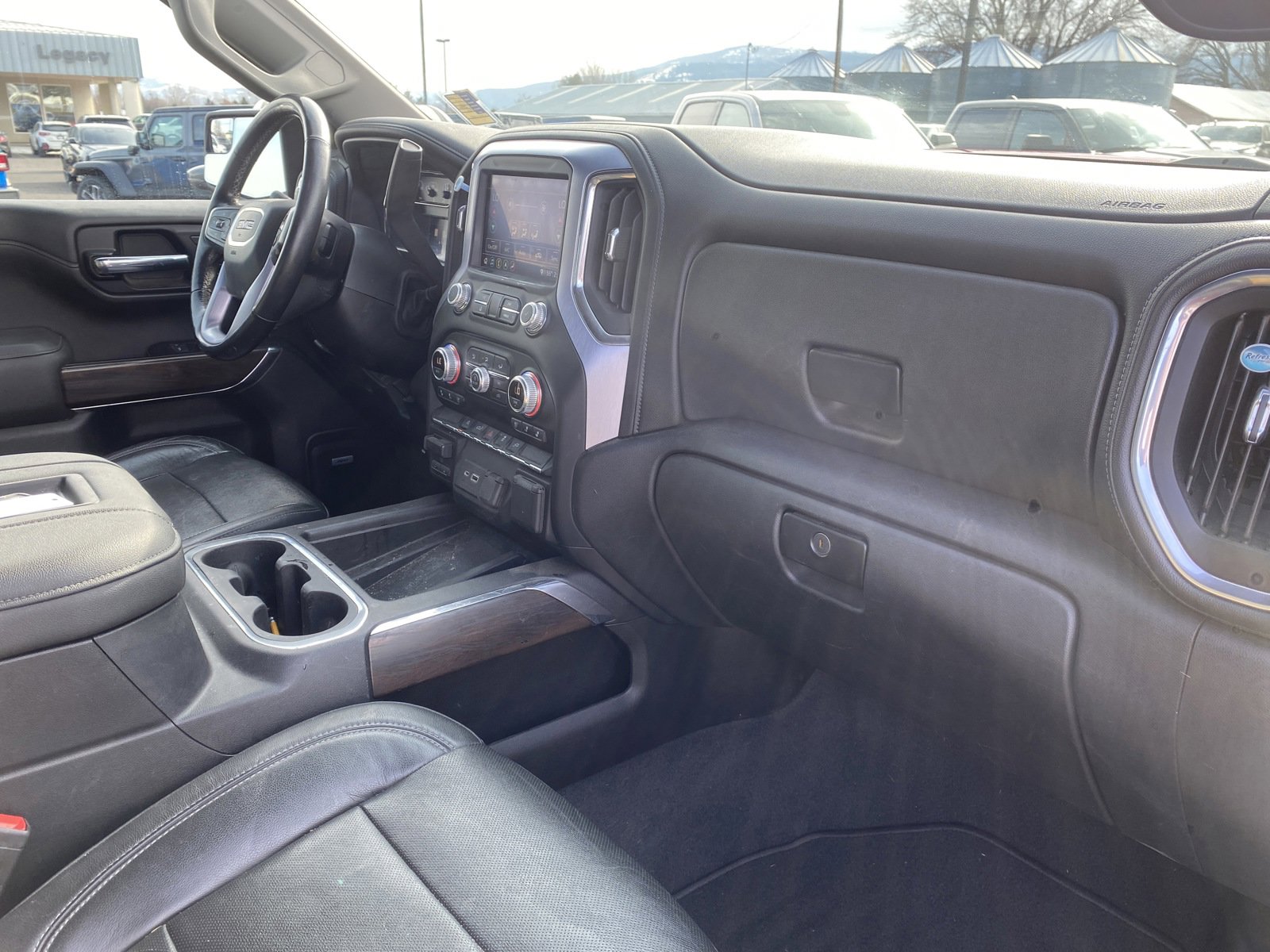 2019 GMC Sierra 1500 SLT - Photo 18