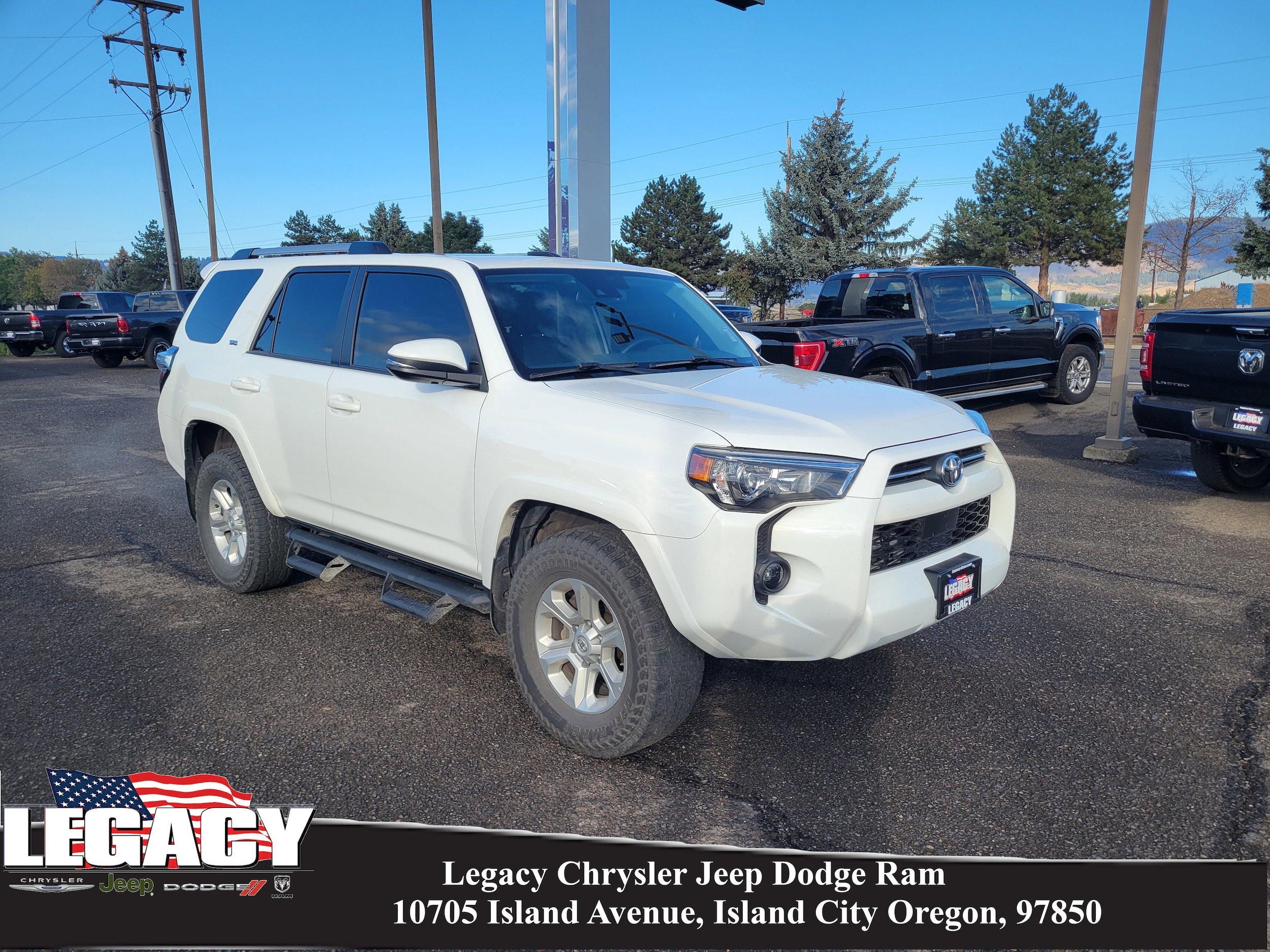 2022 Toyota 4Runner SR5 Premium's photo