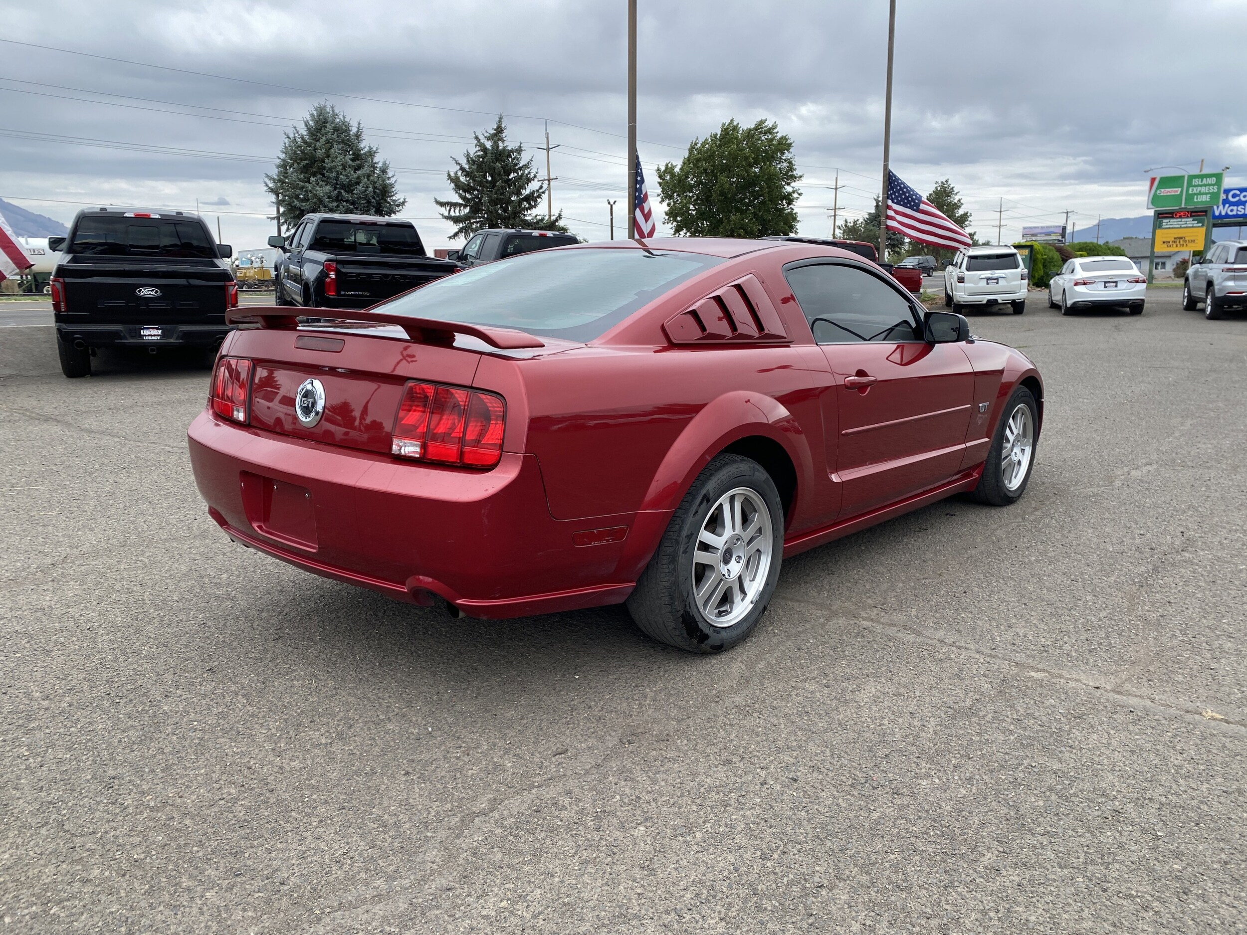 2005 Ford Mustang GT photo 3