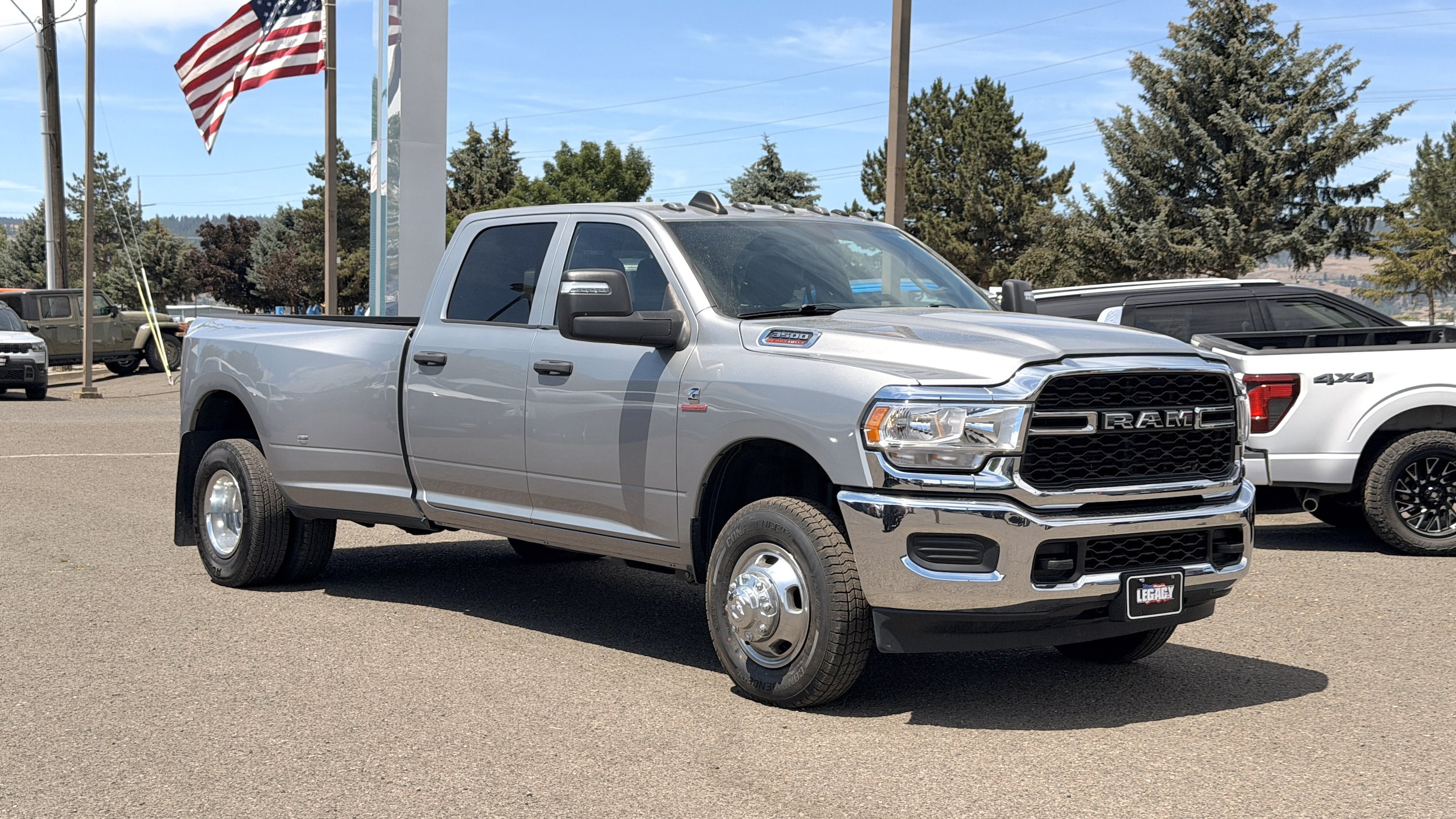 2023 RAM 3500 Tradesman 4X4 Crew Cab LWB's photo