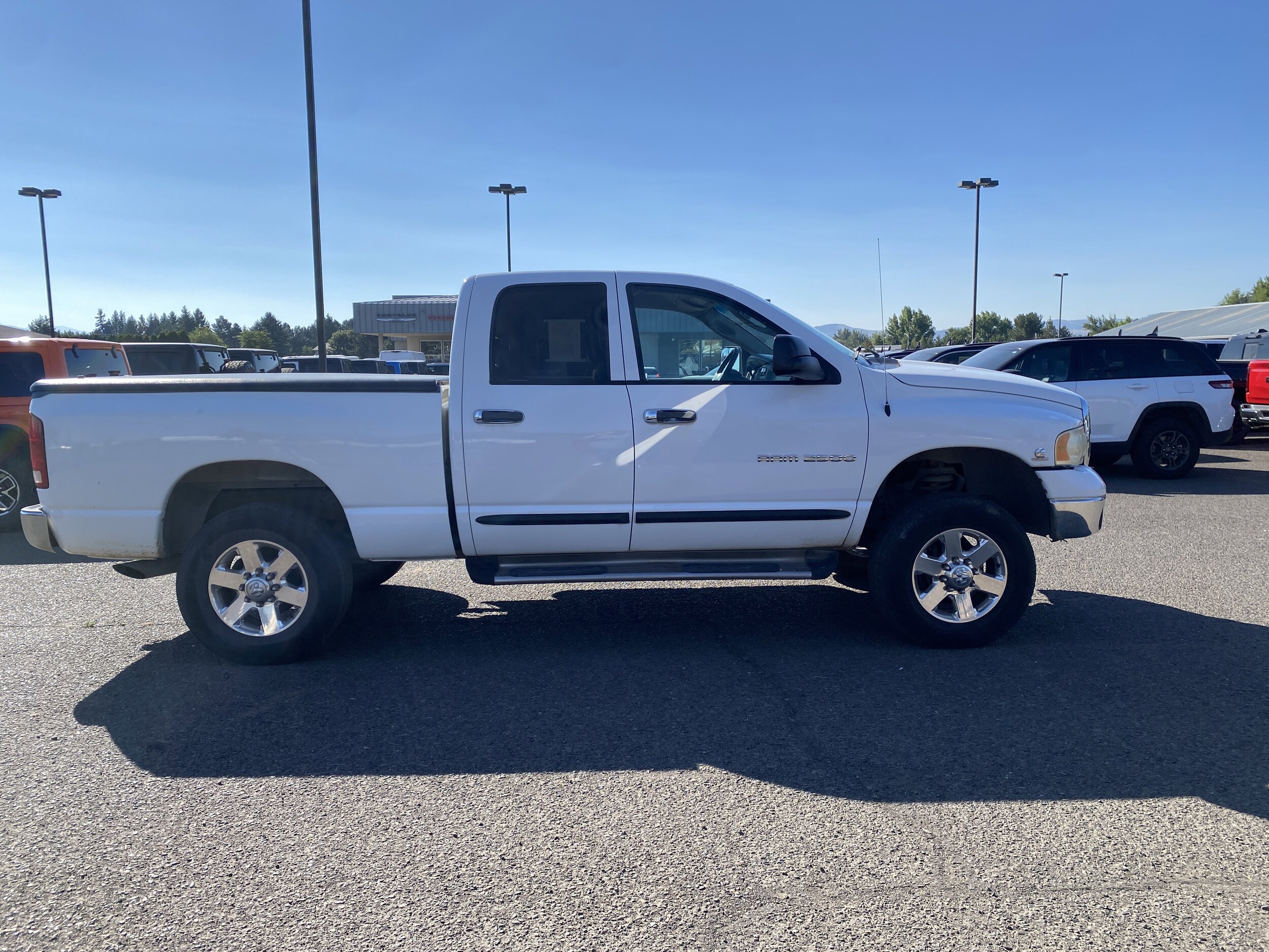 2004 Dodge Ram SLT Laramie photo 2