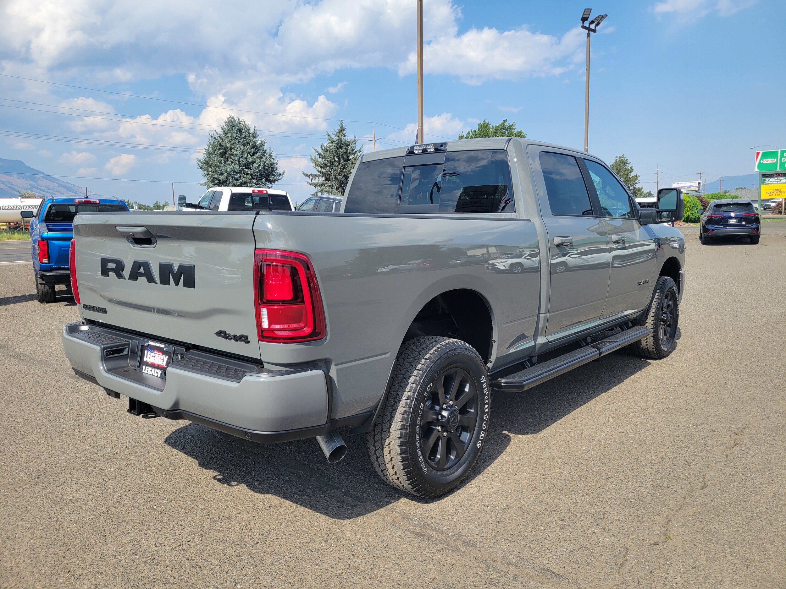 2025 Ram 2500 Laramie photo 3