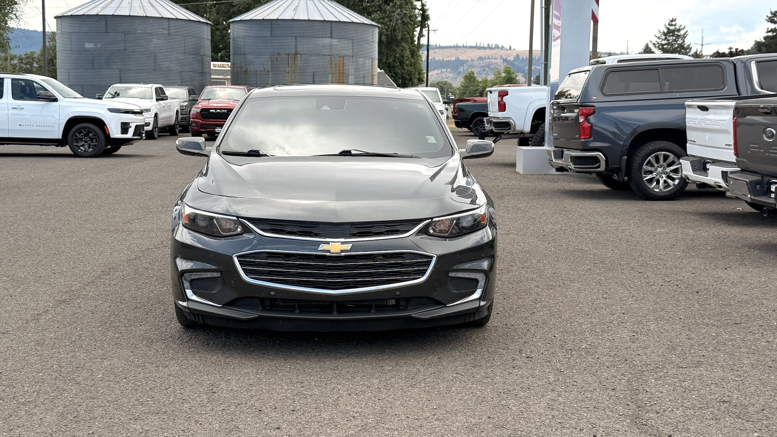 Used 2017 Chevrolet Malibu Premier with VIN 1G1ZH5SX1HF169453 for sale in Island City, OR