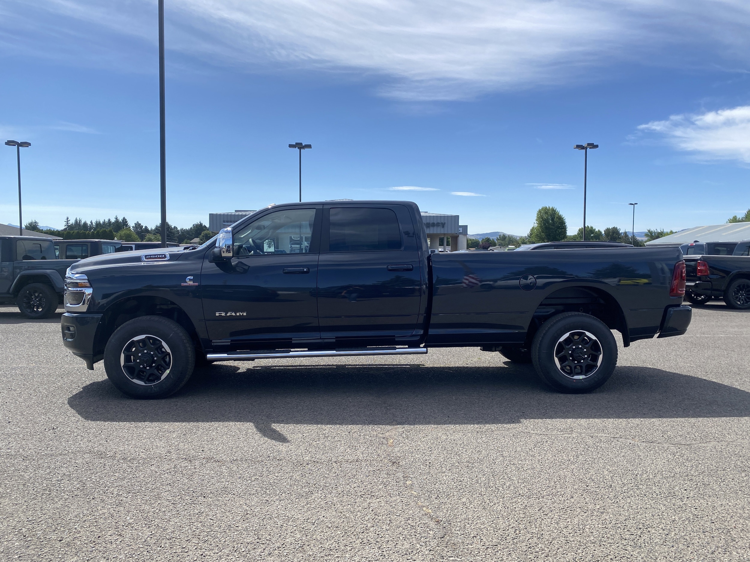 2025 RAM 2500 Laramie - Photo 12
