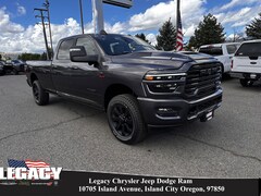 2025 Ram 3500 LARAMIE CREW CAB 4X4 8' BOX Pickup