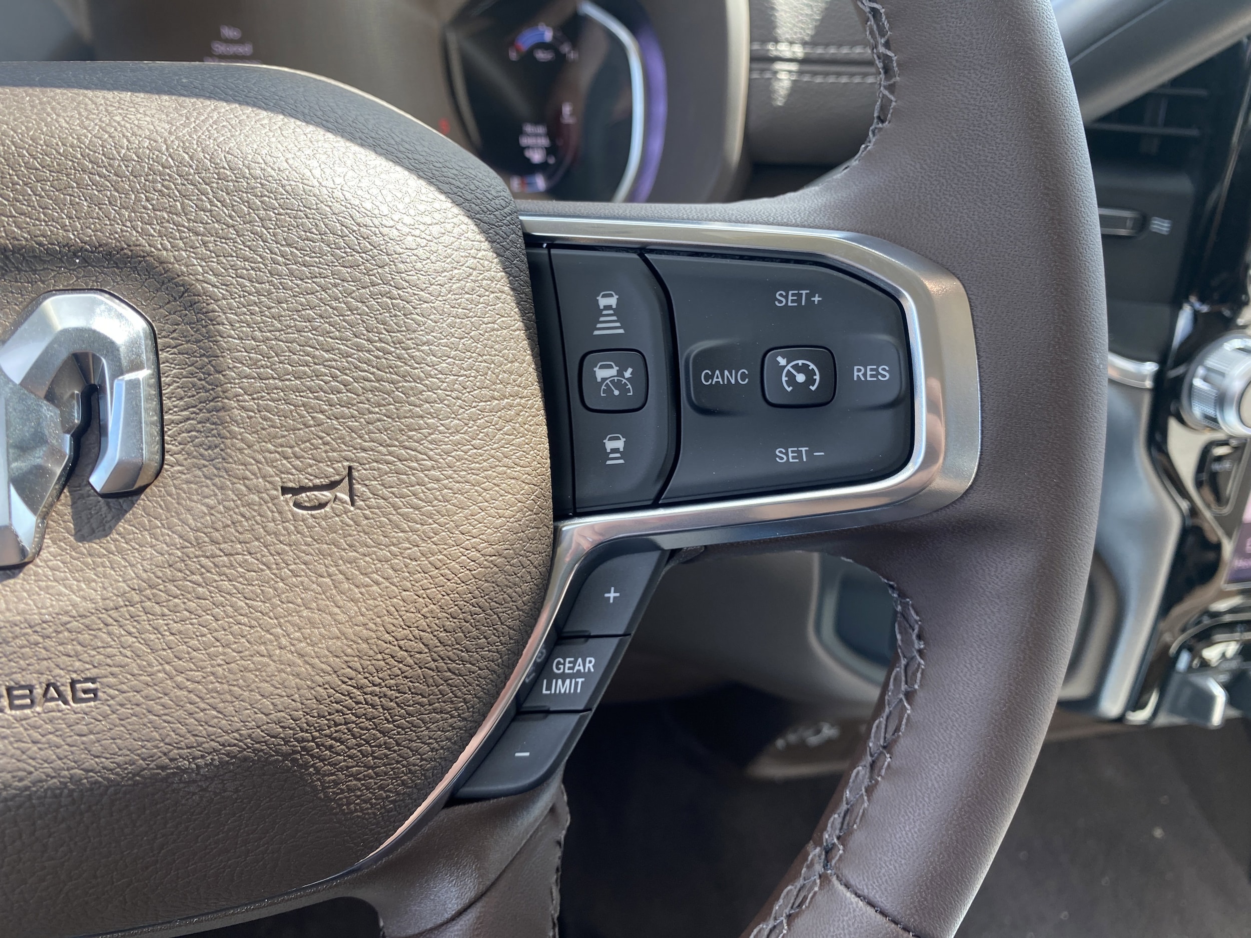 2025 RAM 2500 Laramie - Photo 24