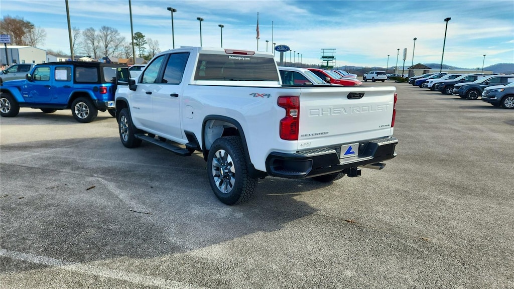 New 2026 Chevrolet Silverado 2500 HD Custom Truck
