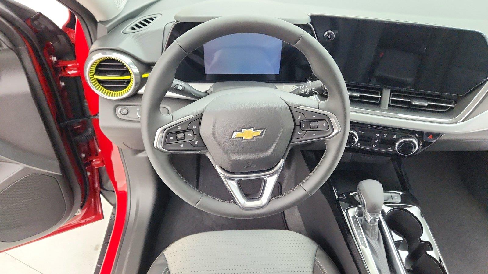 2026 Chevrolet Trax LT - Photo 21