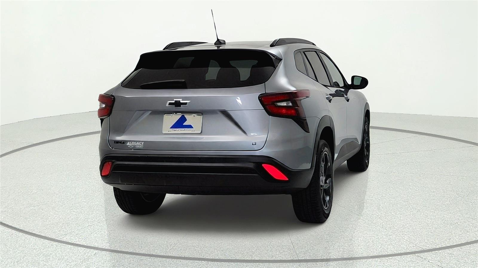 2026 Chevrolet Trax LT - Photo 6