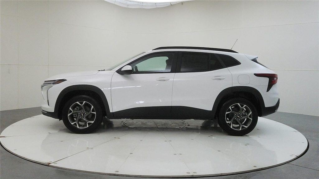 New 2026 Chevrolet Trax LT SUV