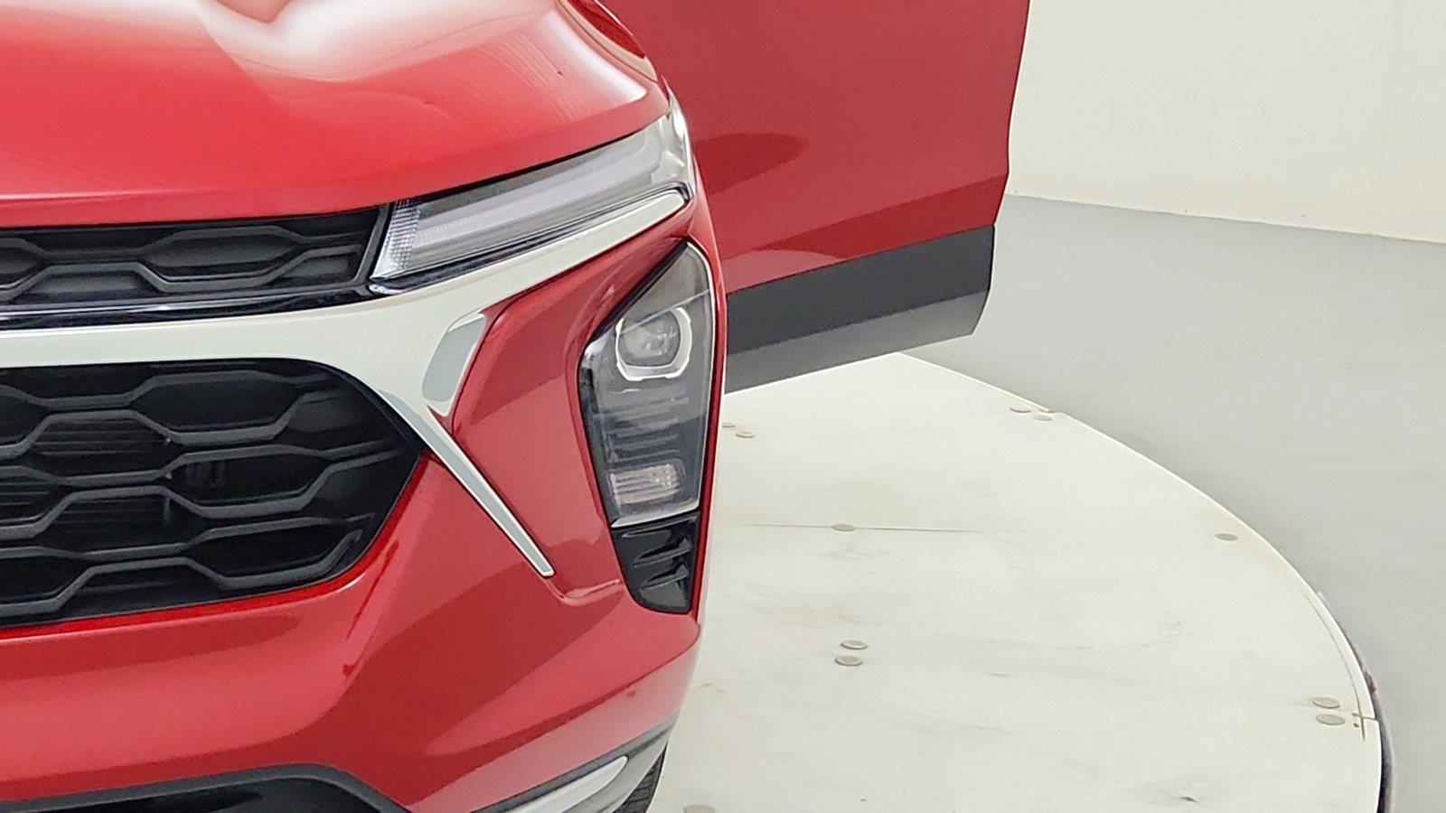 2026 Chevrolet Trax LT - Photo 37