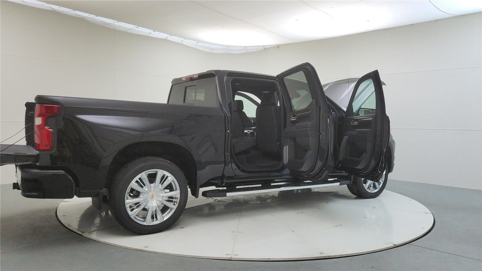 2026 Chevrolet Silverado 1500 High Country - Photo 12