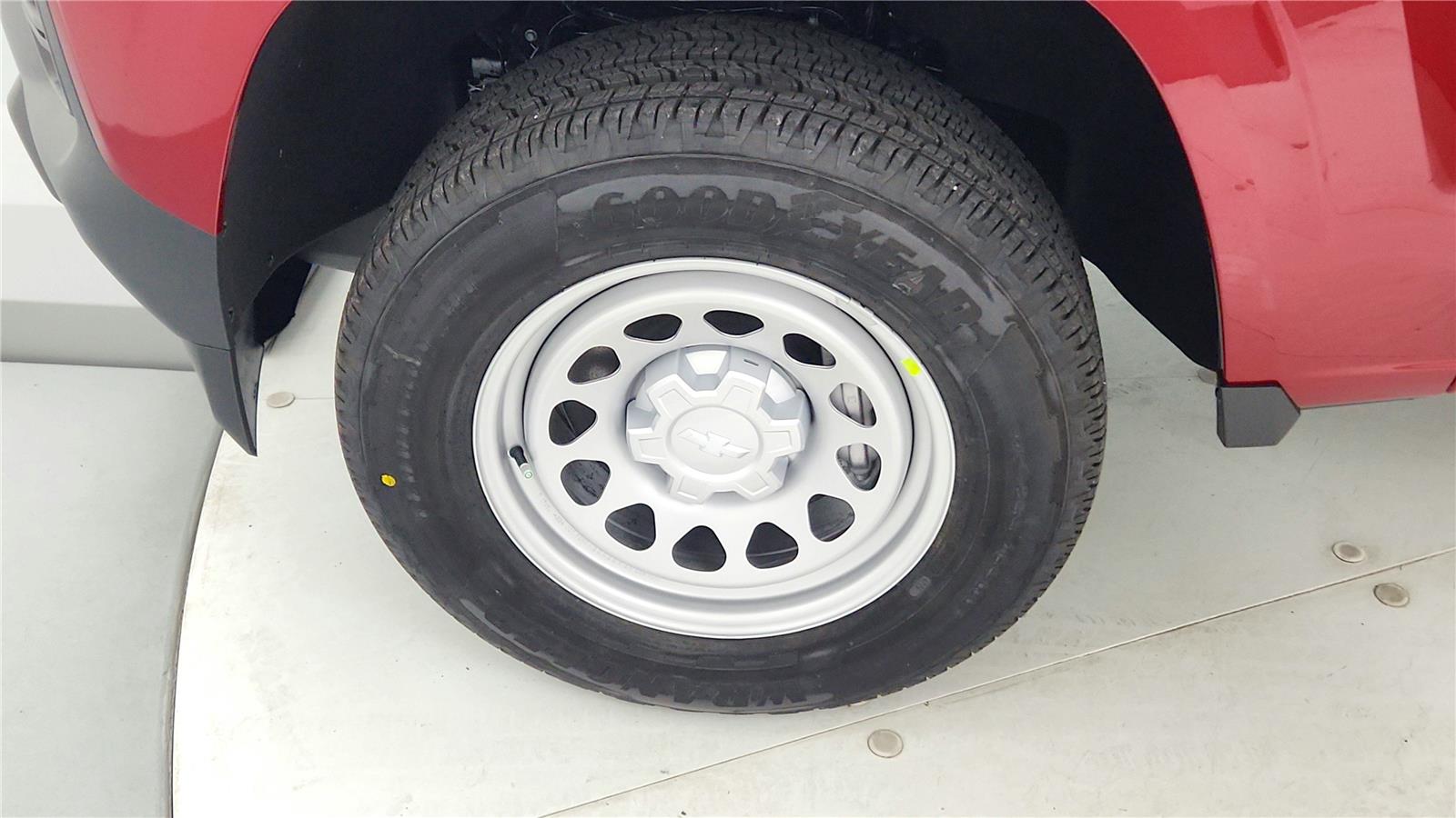2026 Chevrolet Colorado Work Truck - Photo 16