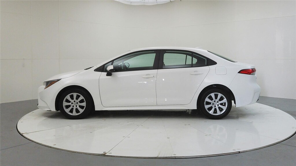 Used 2023 Toyota Corolla LE Sedan