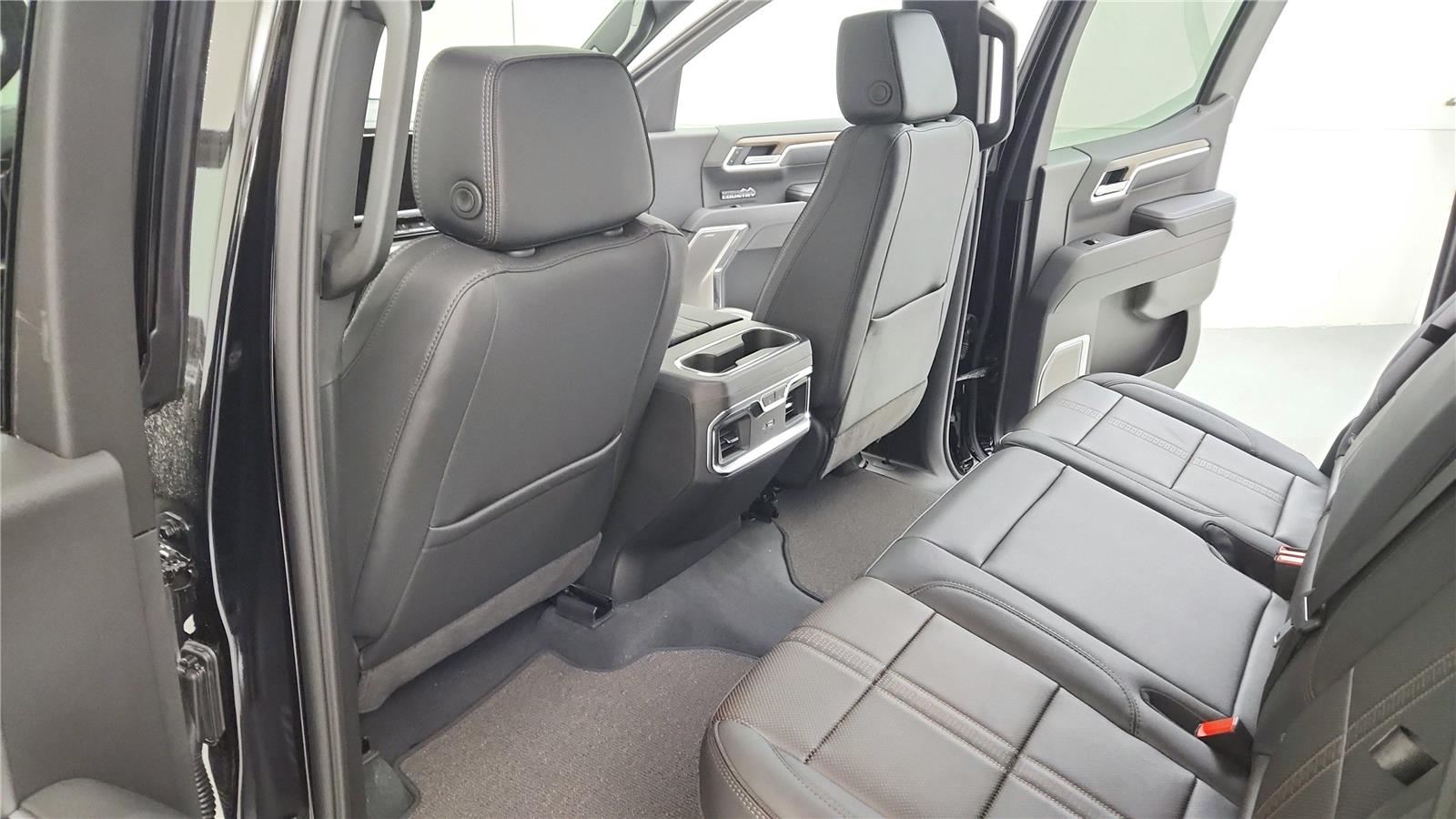 2026 Chevrolet Silverado 1500 High Country - Photo 28