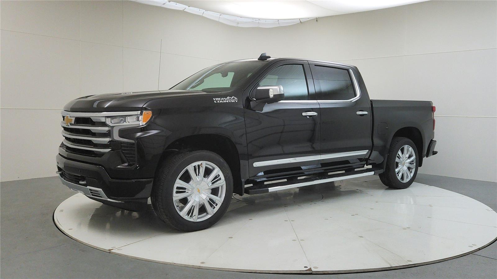 2026 Chevrolet Silverado 1500 High Country photo 3