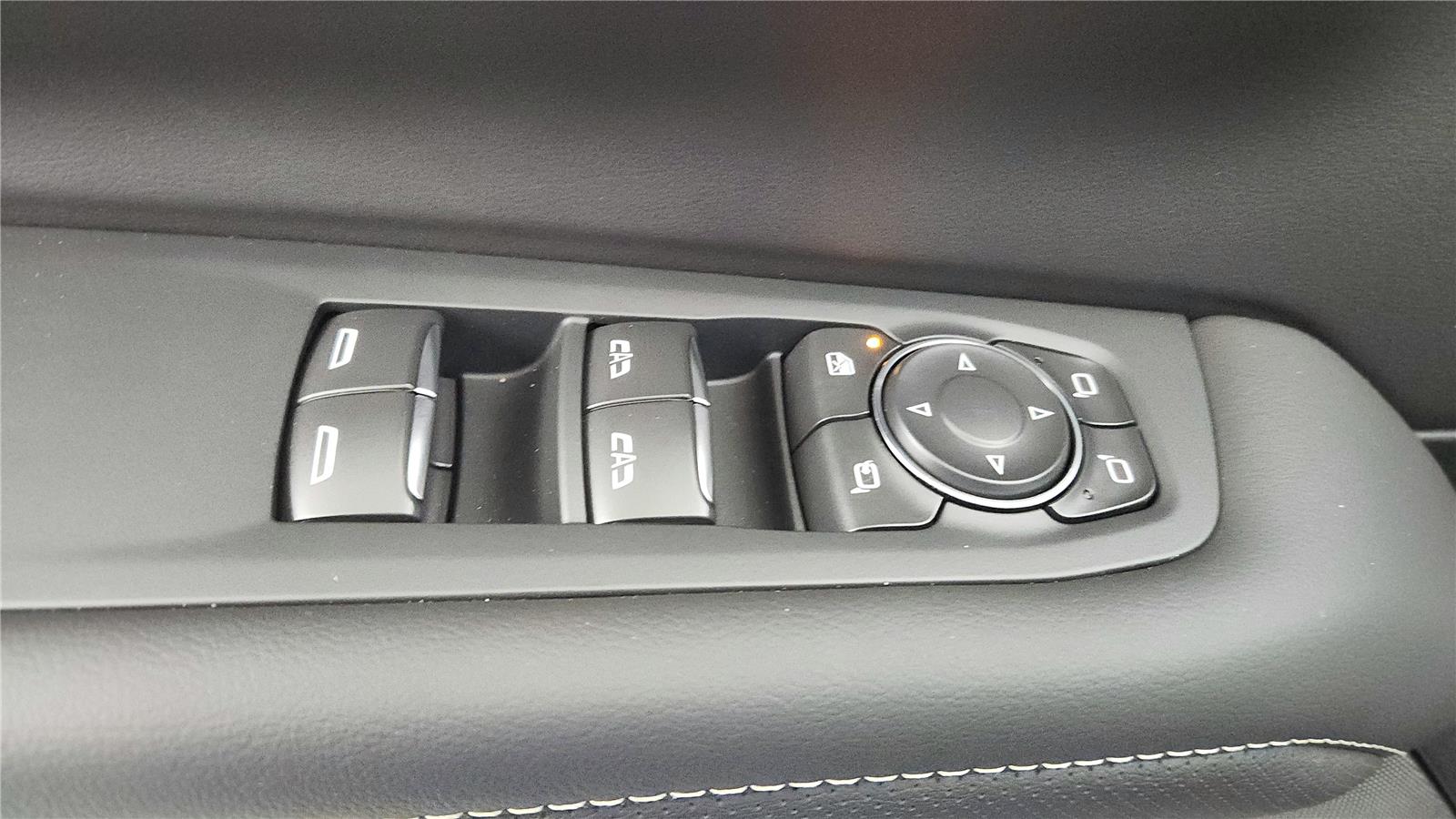2026 Chevrolet Suburban Premier - Photo 18