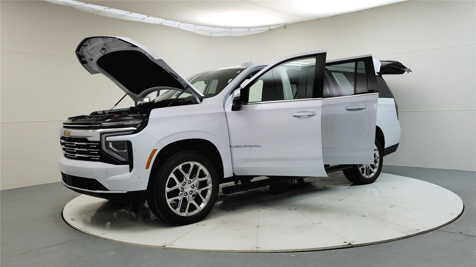2026 Chevrolet Suburban Premier - Photo 10