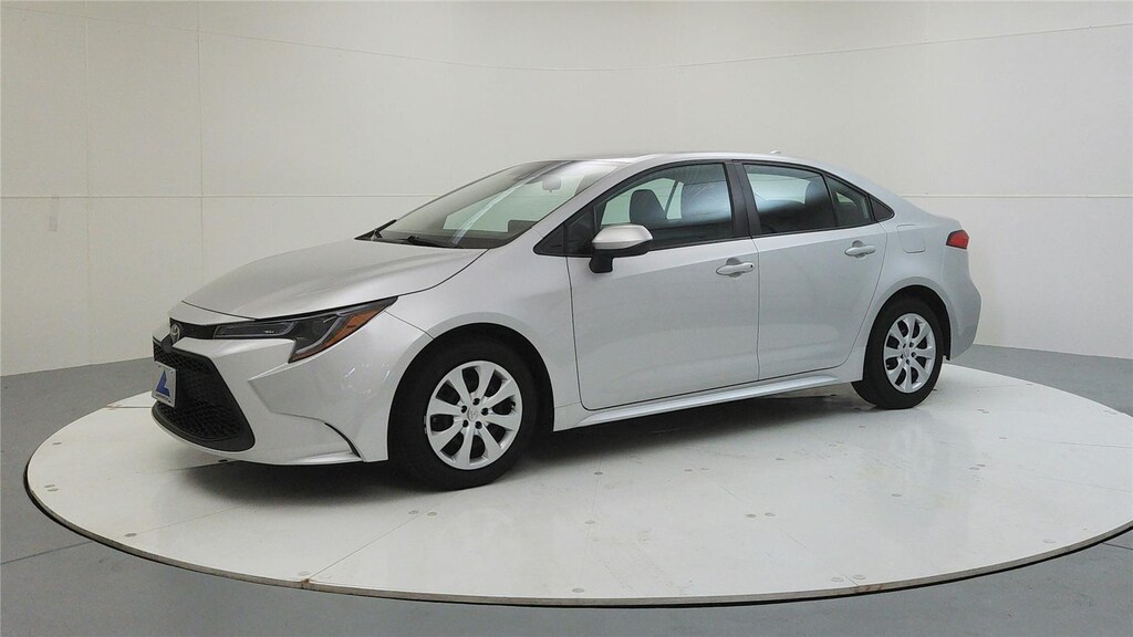 Used 2021 Toyota Corolla LE Sedan