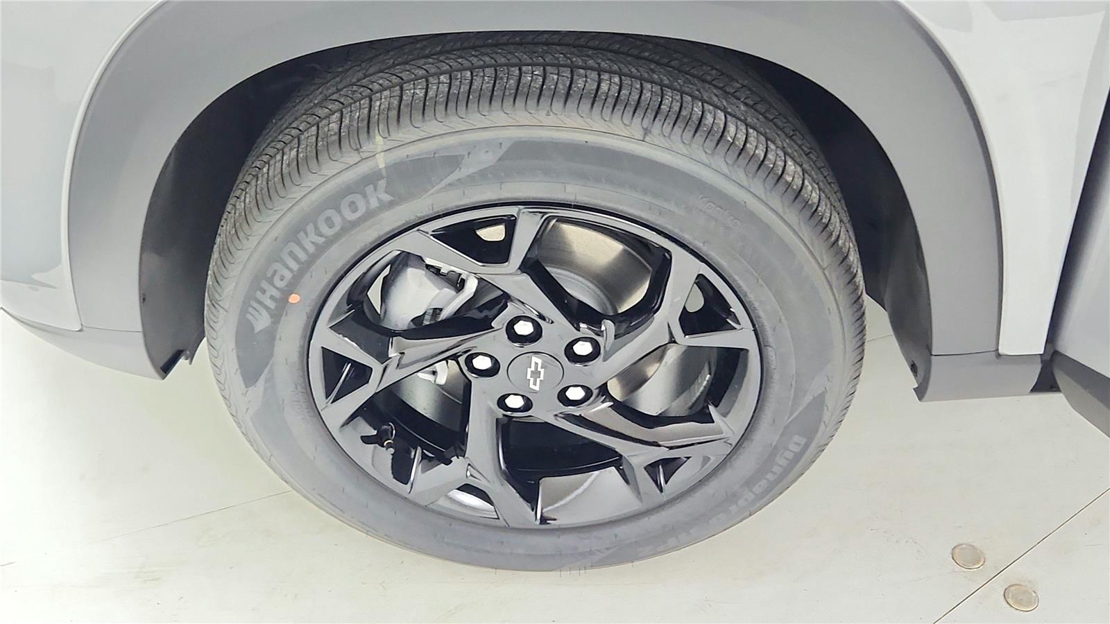 2026 Chevrolet Trax LT - Photo 35