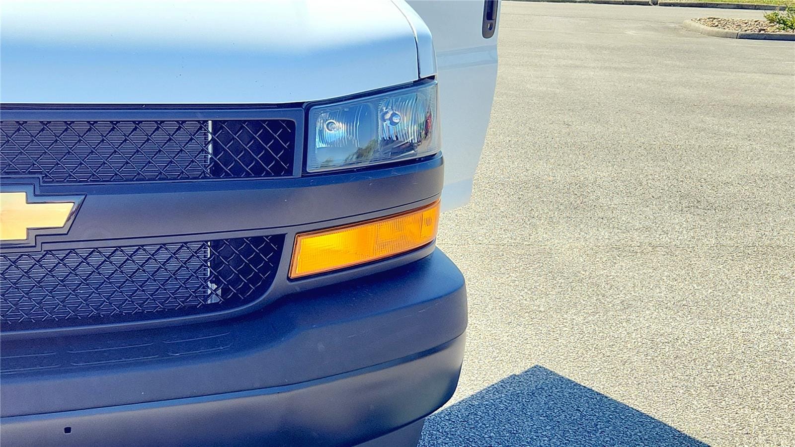 2026 Chevrolet Express Cargo Work Van - Photo 11